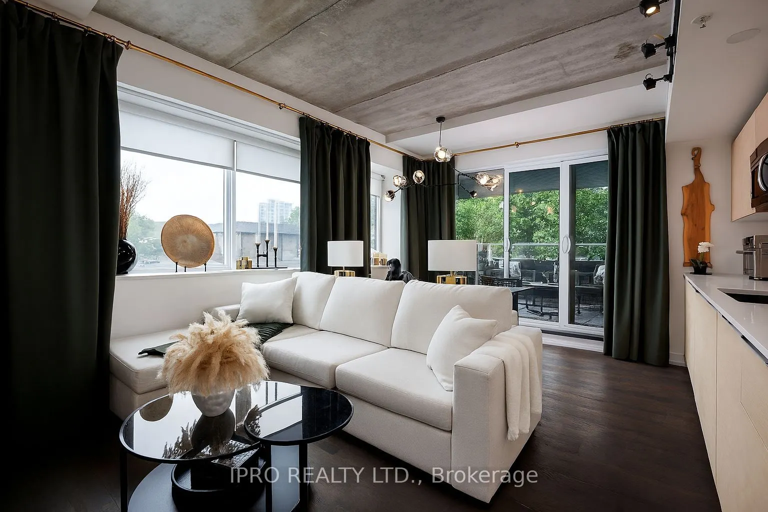 51 Lady Bank Road, #203