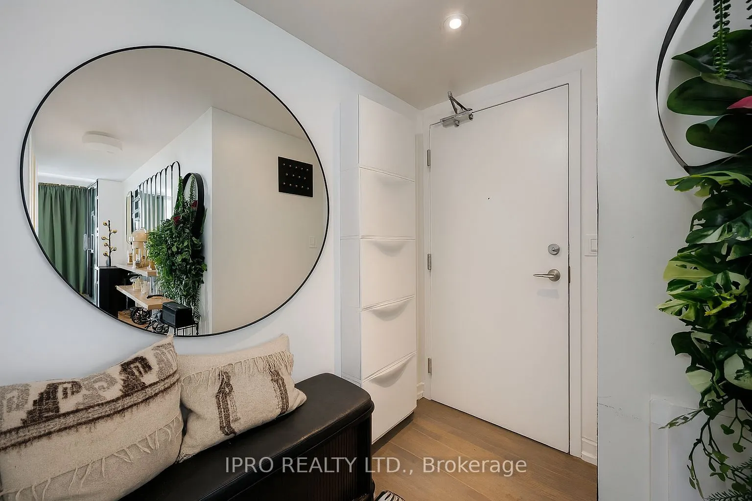 51 Lady Bank Road, #203