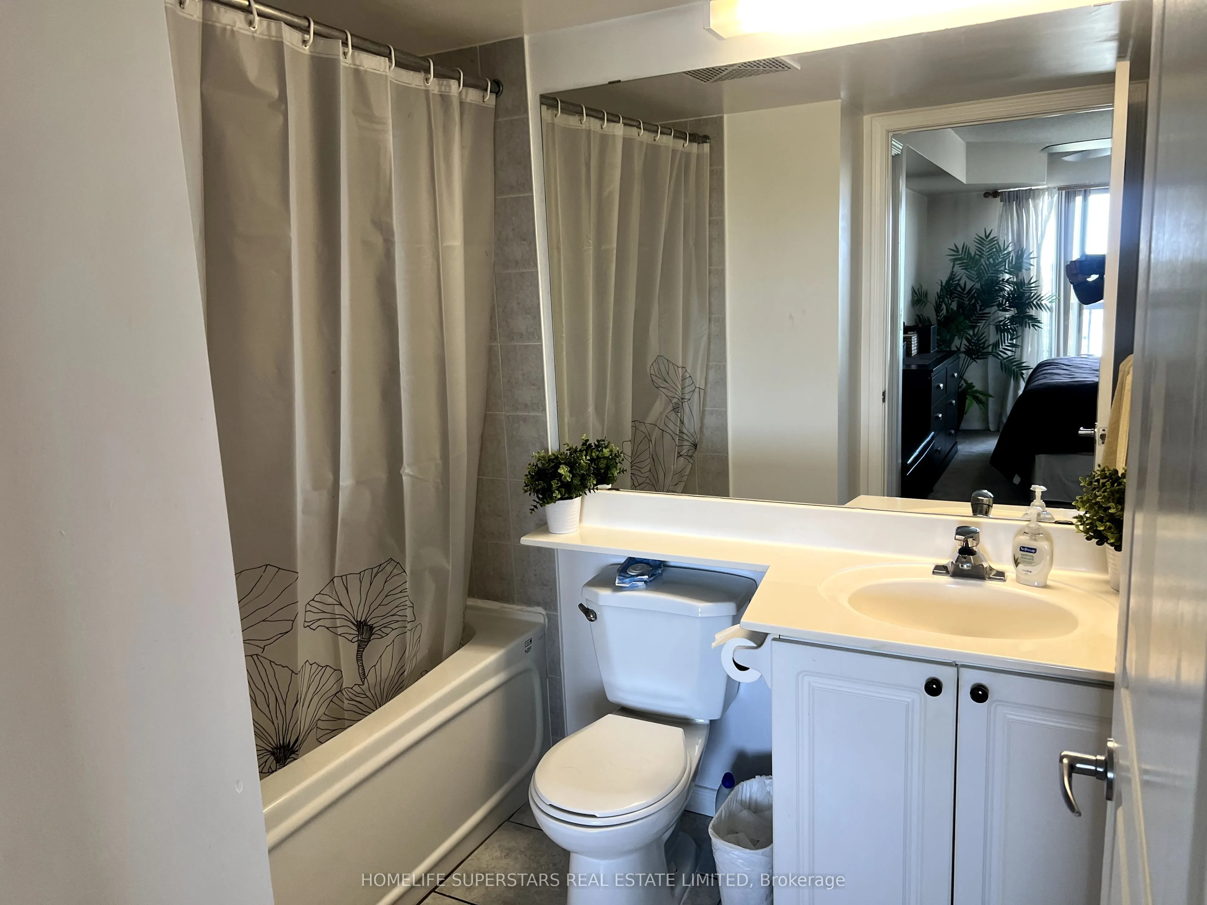 300 Ray Lawson Boulevard #416