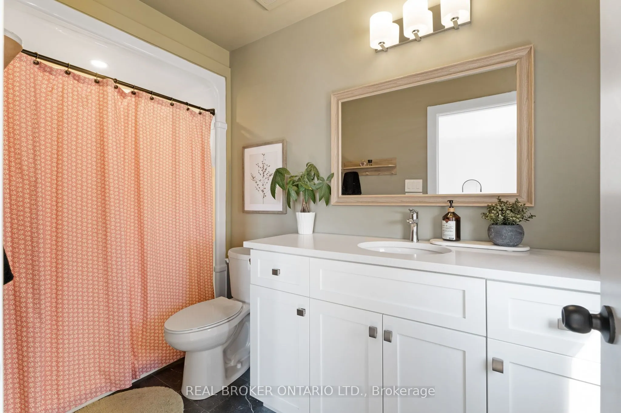 690 Broadway, #22