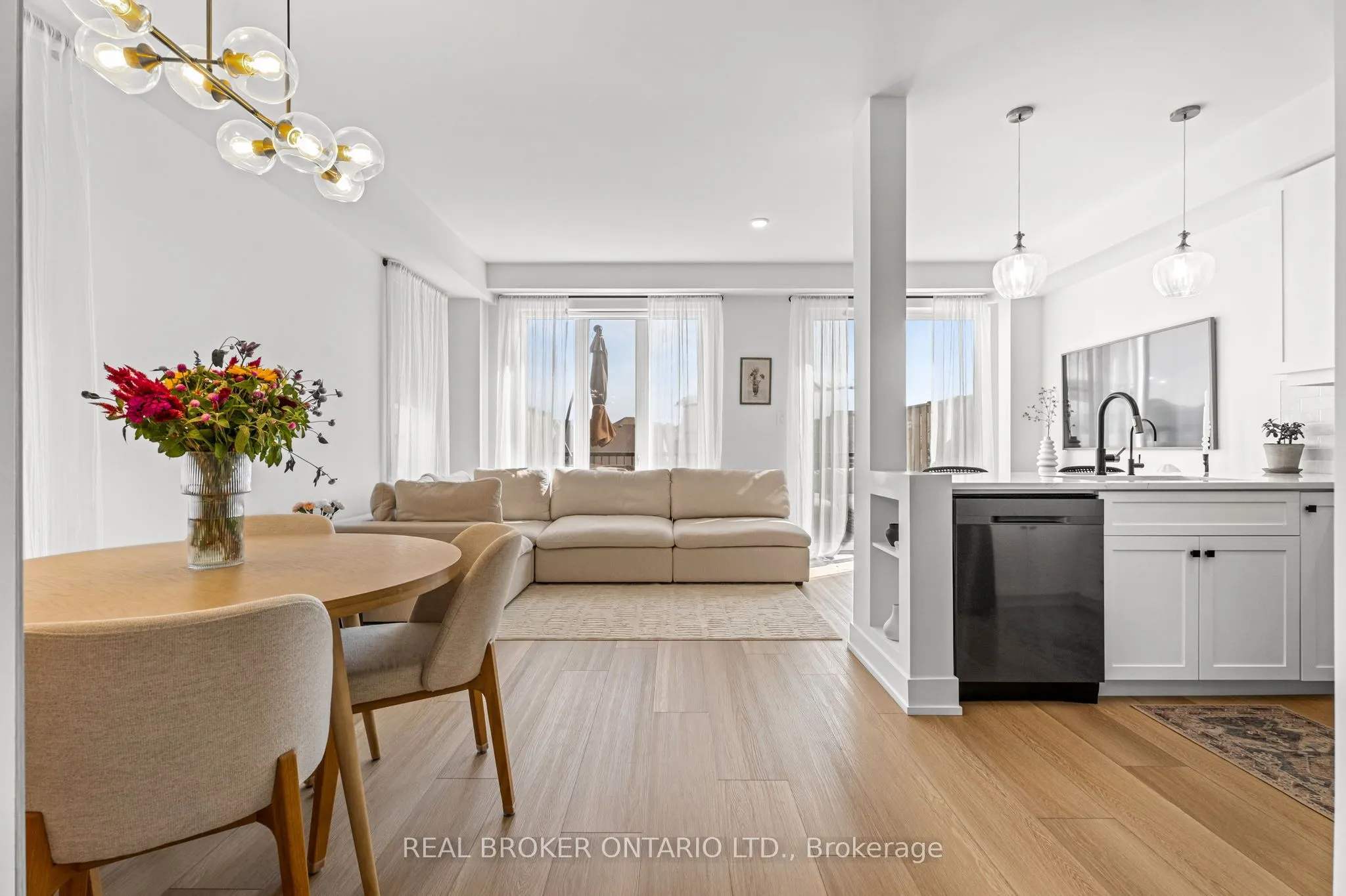 690 Broadway, #22