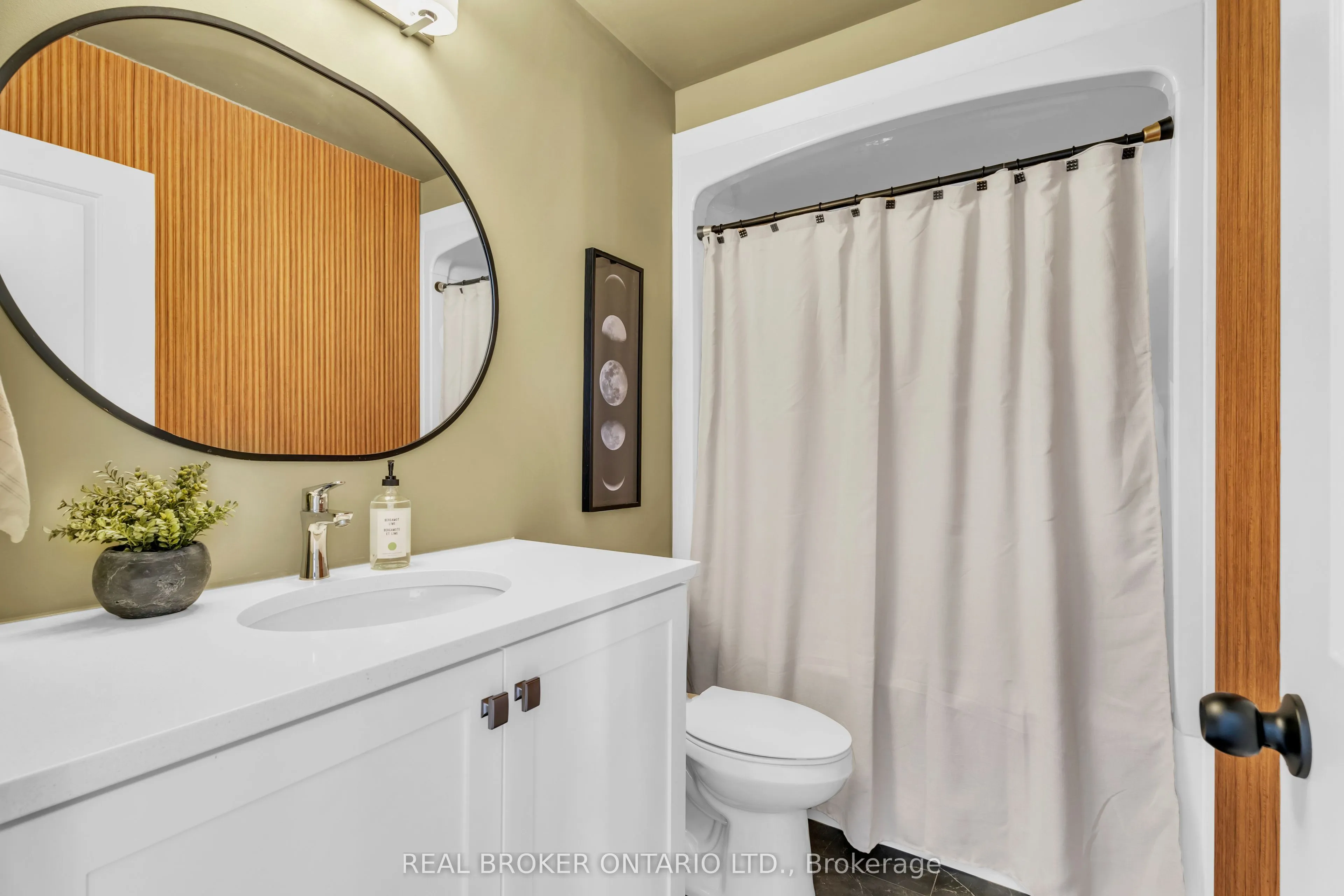 690 Broadway, #22