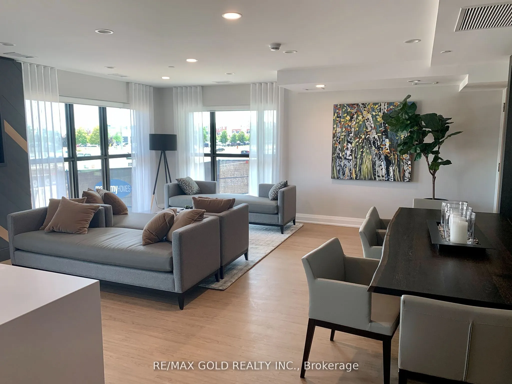 128 Grovewood Common, #607