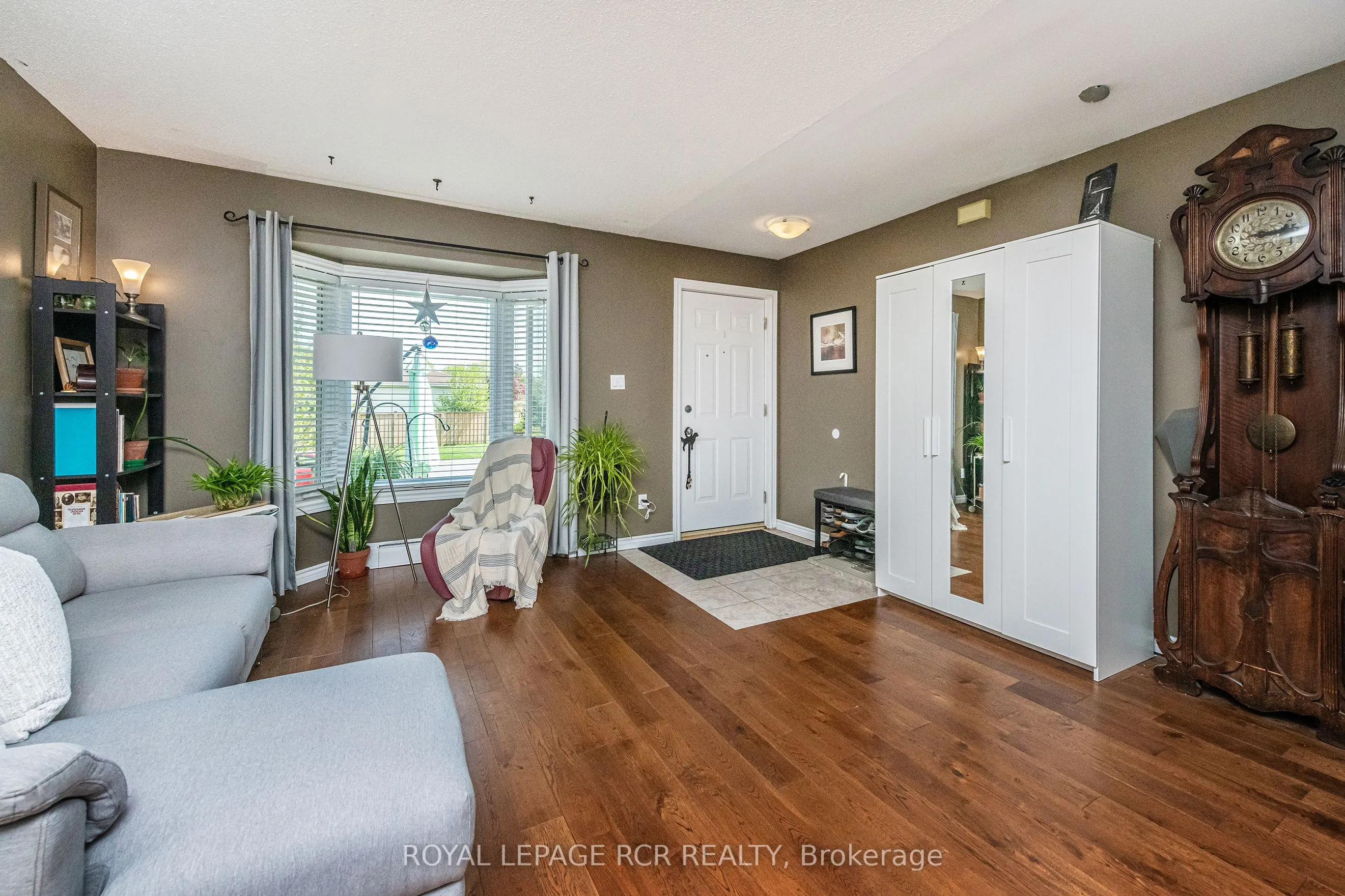 90 Lawrence Avenue, #106