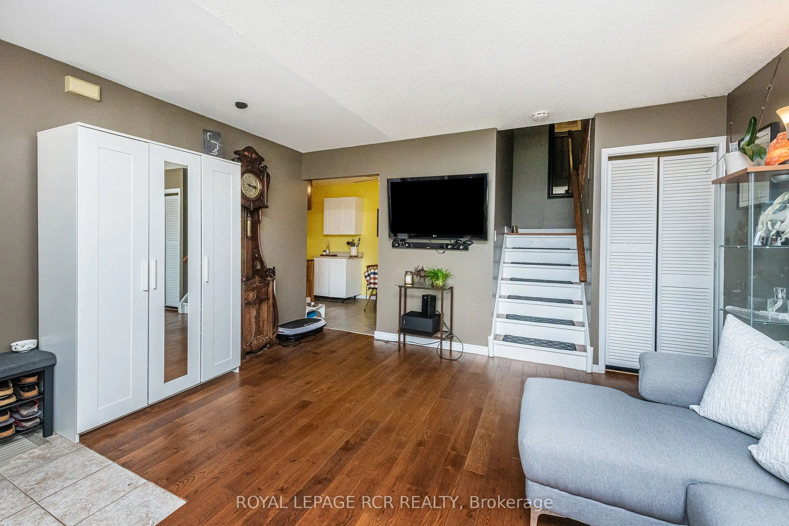 90 Lawrence Avenue, #106