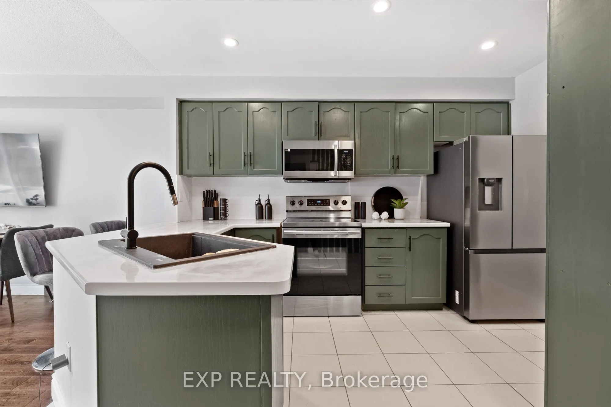 2025 Cleaver Avenue, #31