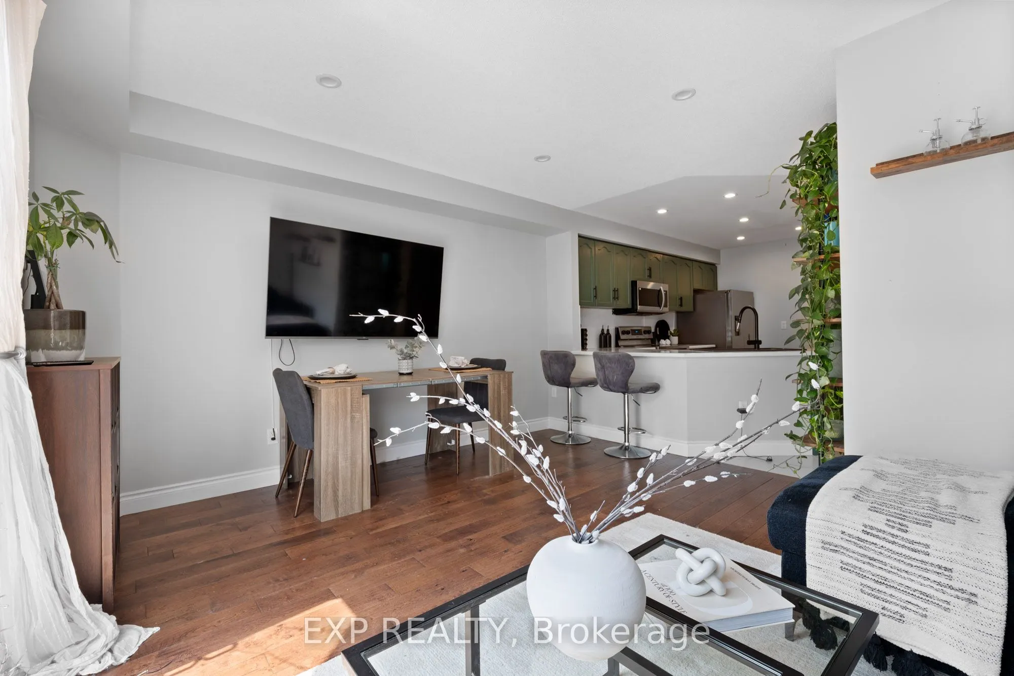 2025 Cleaver Avenue, #31
