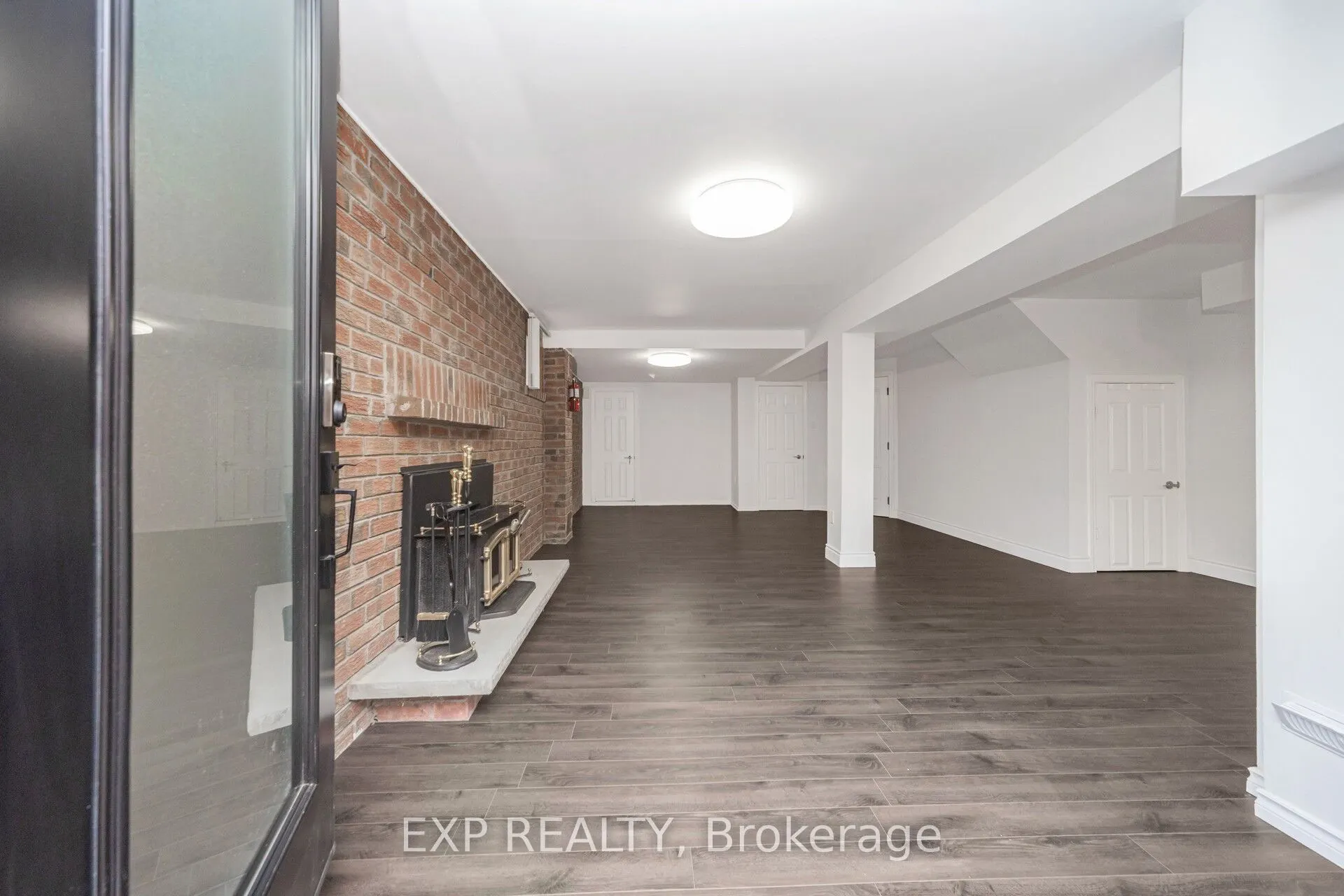 48 St George's Place, #BSMT