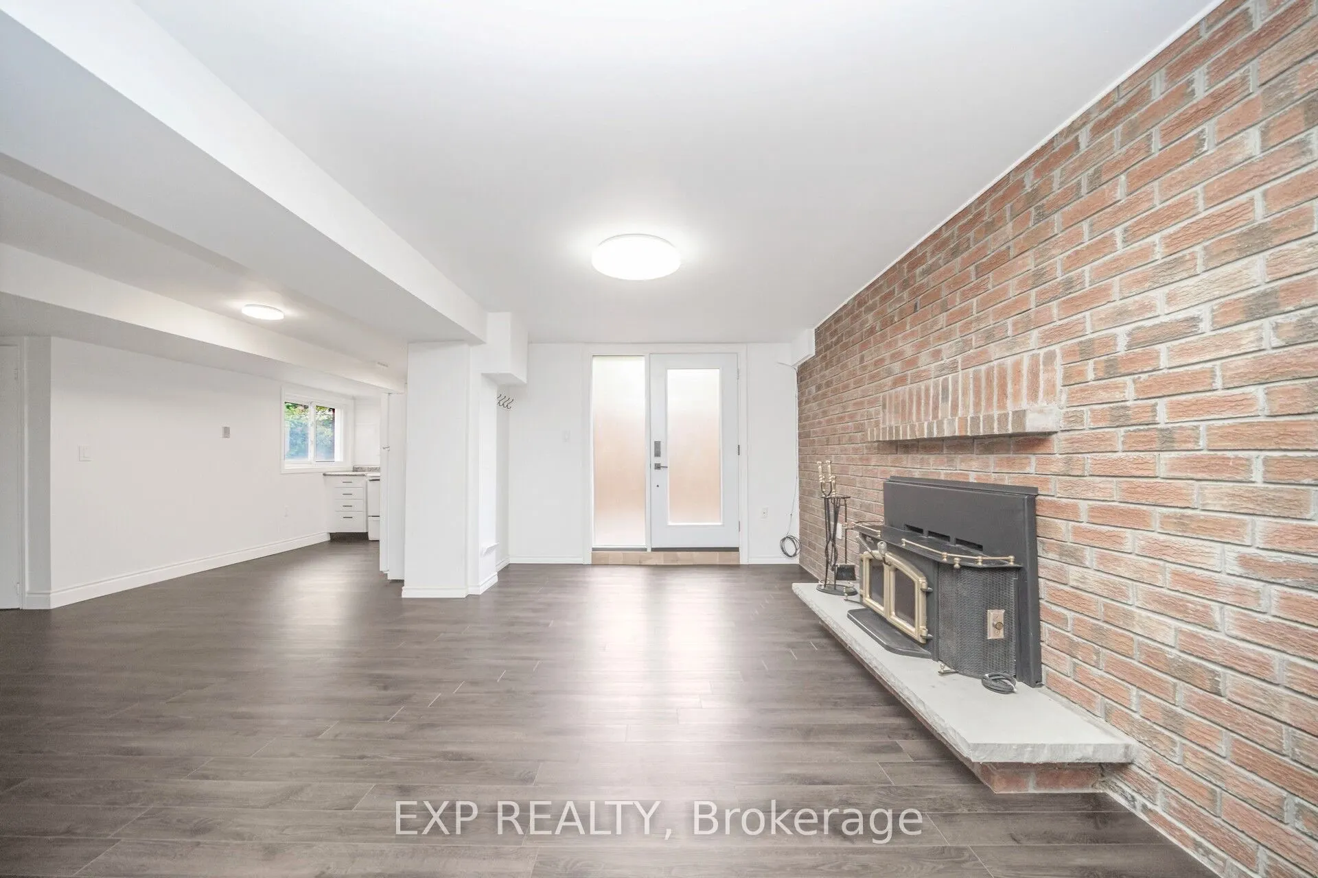 48 St George's Place, #BSMT