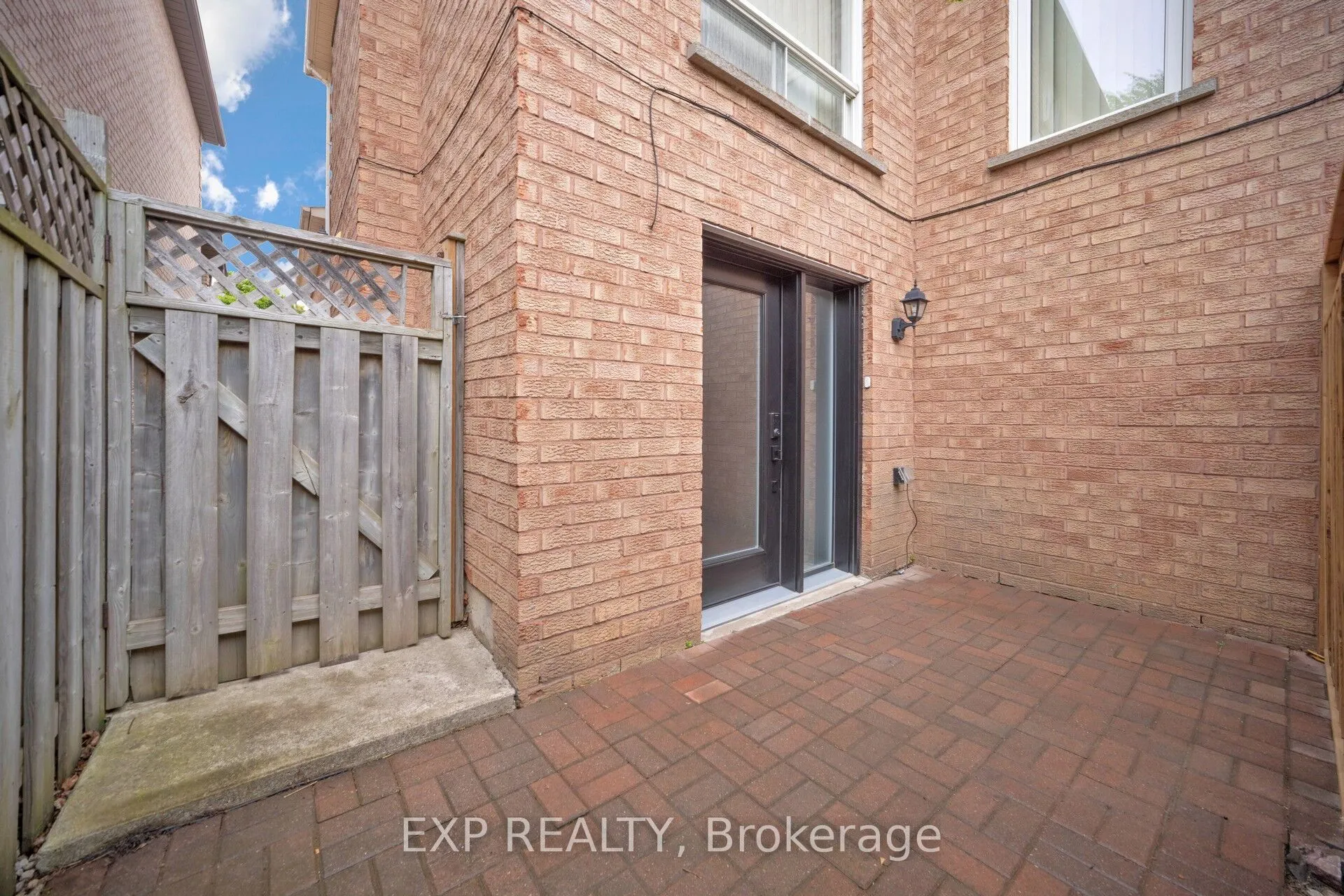 48 St George's Place, #BSMT