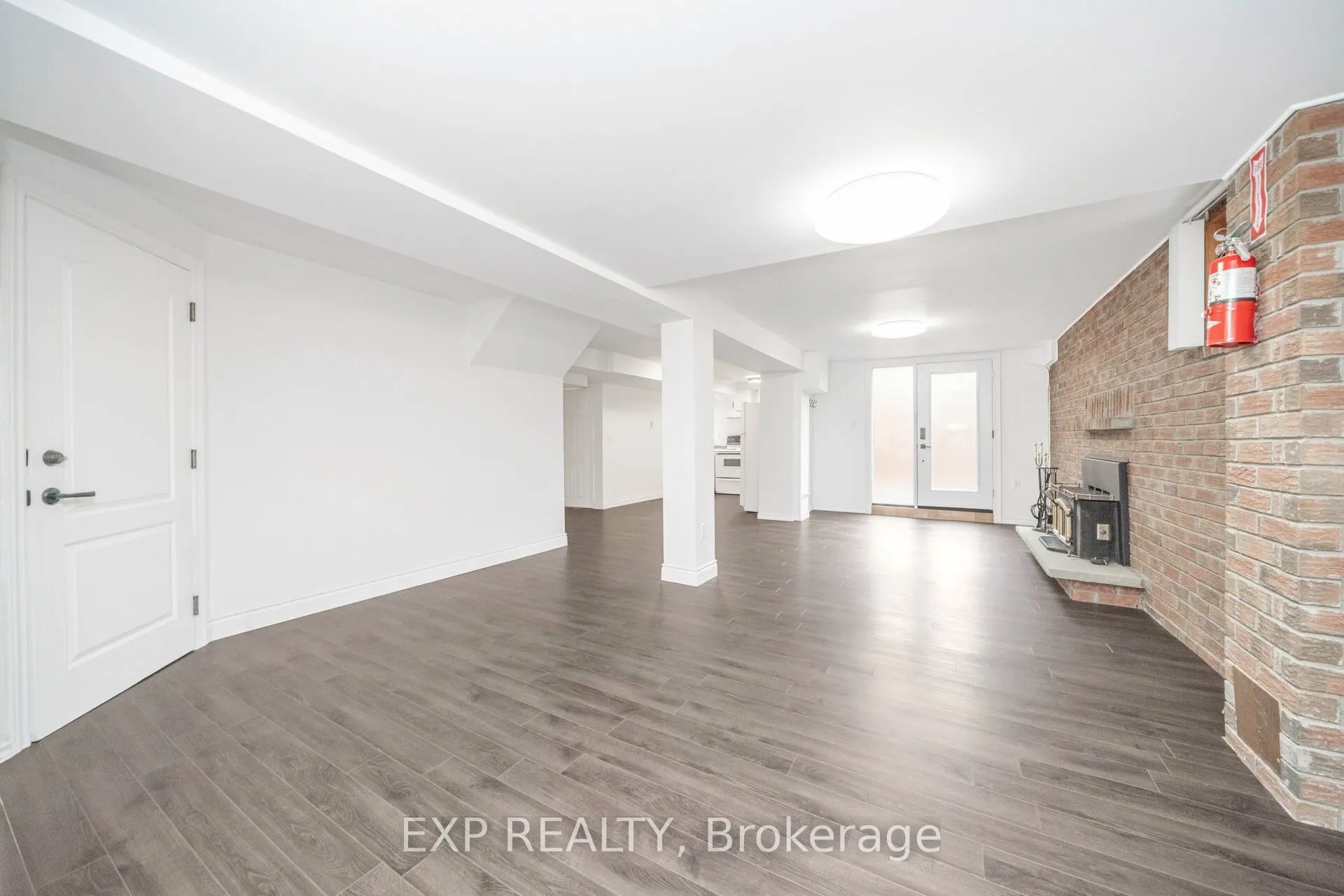 48 St George's Place, #BSMT