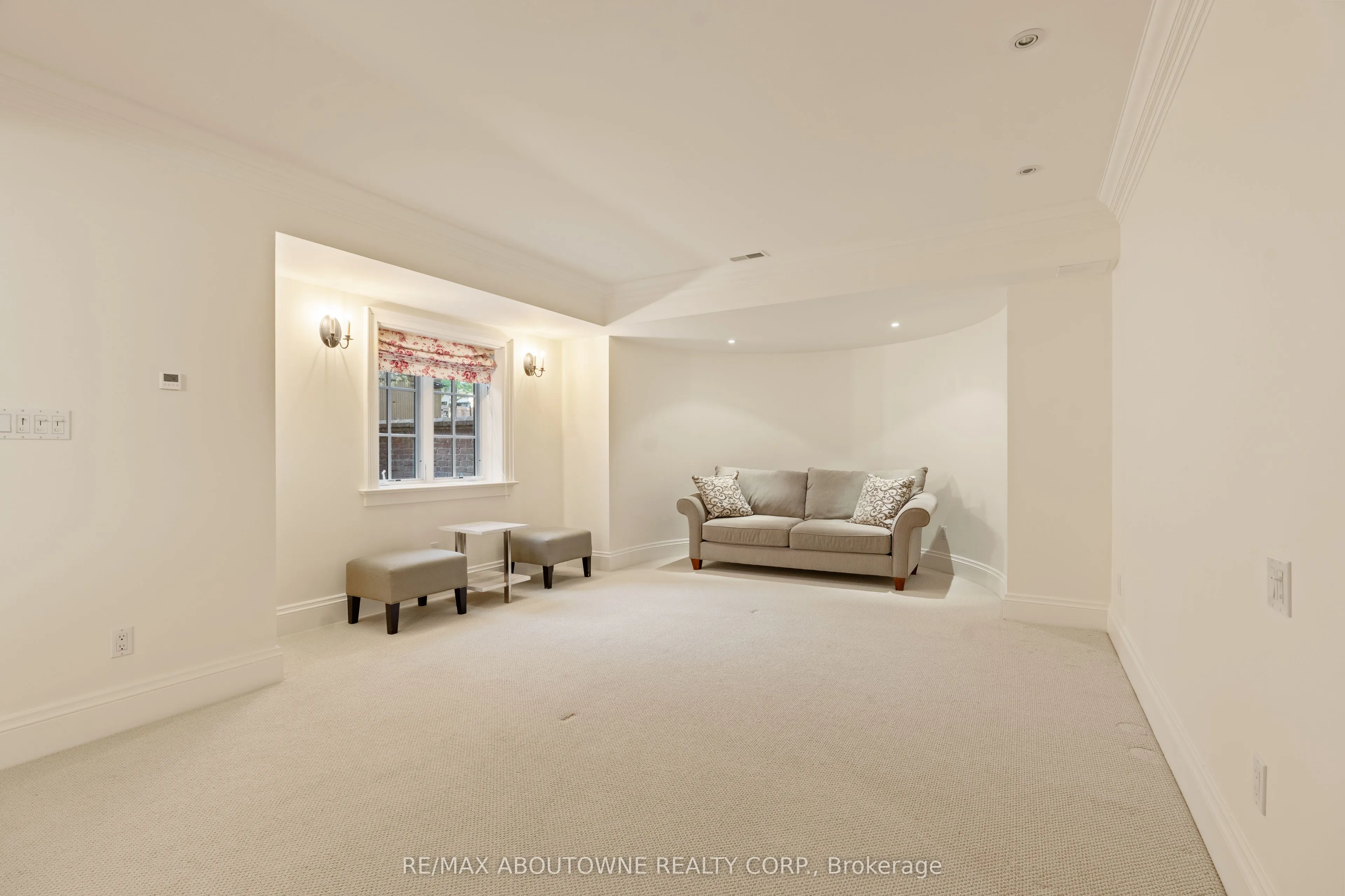 1081 Argyle Drive