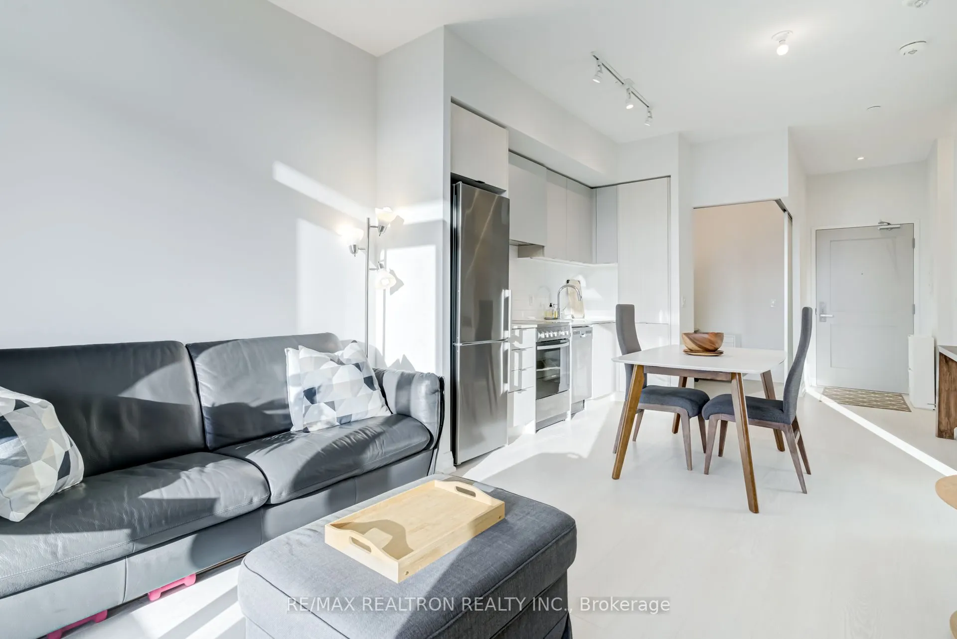 10 Gibbs Road, #321