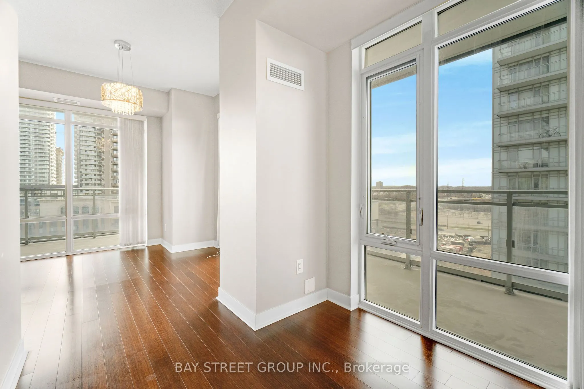 365 Prince Of Wales Drive, #1108