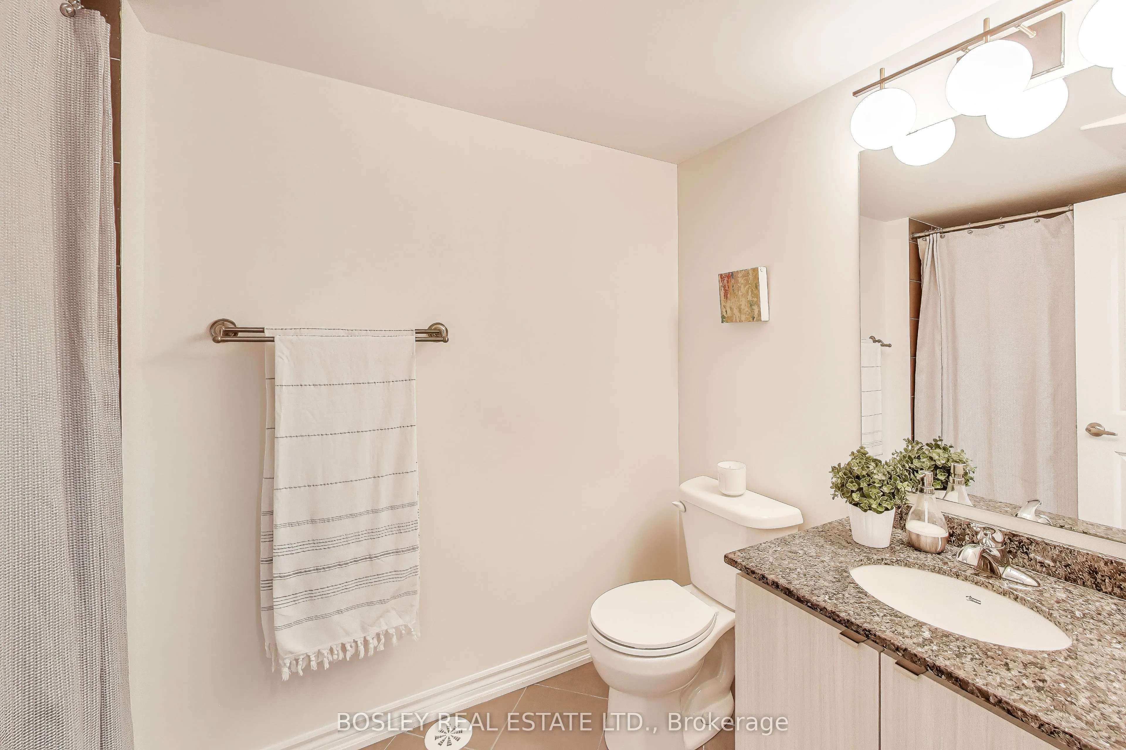 390 Hopewell Avenue, #237