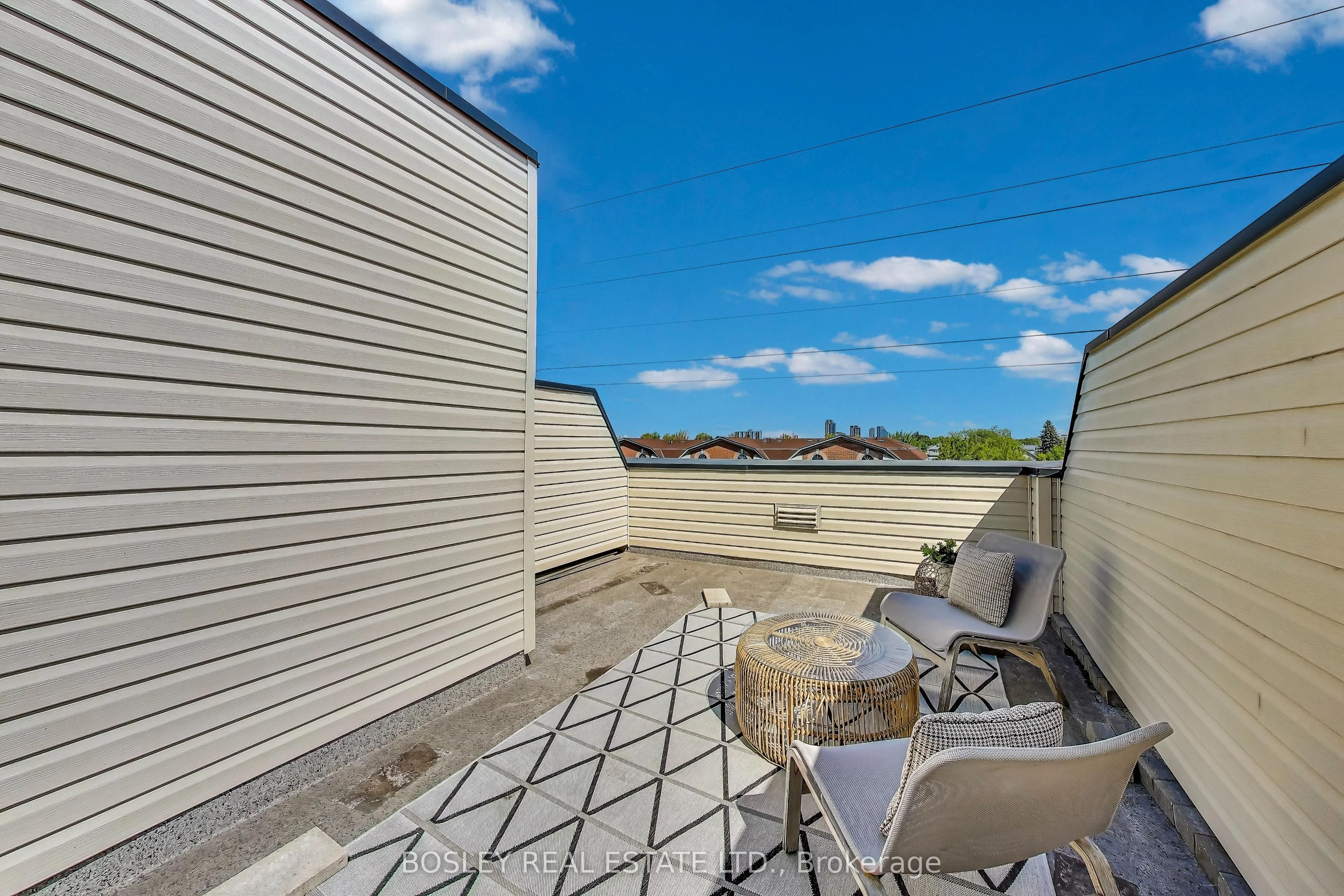390 Hopewell Avenue, #237