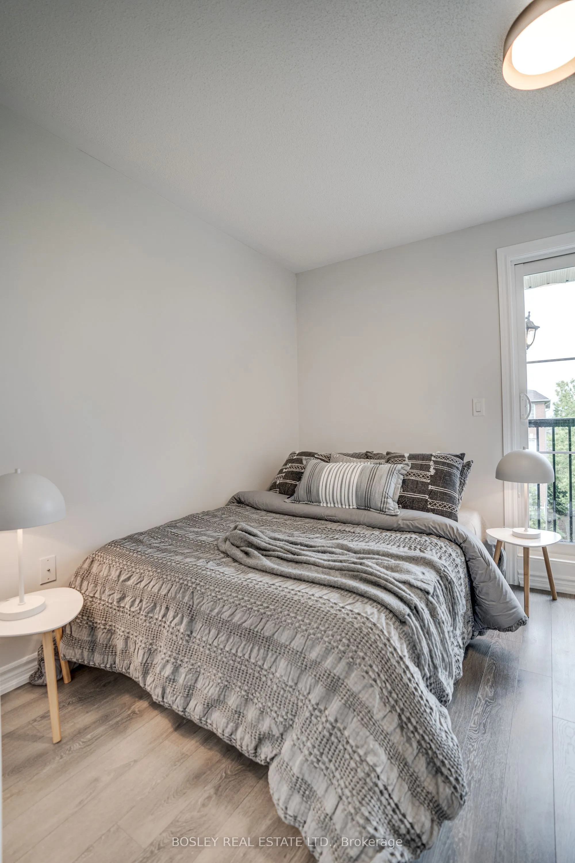 390 Hopewell Avenue, #237