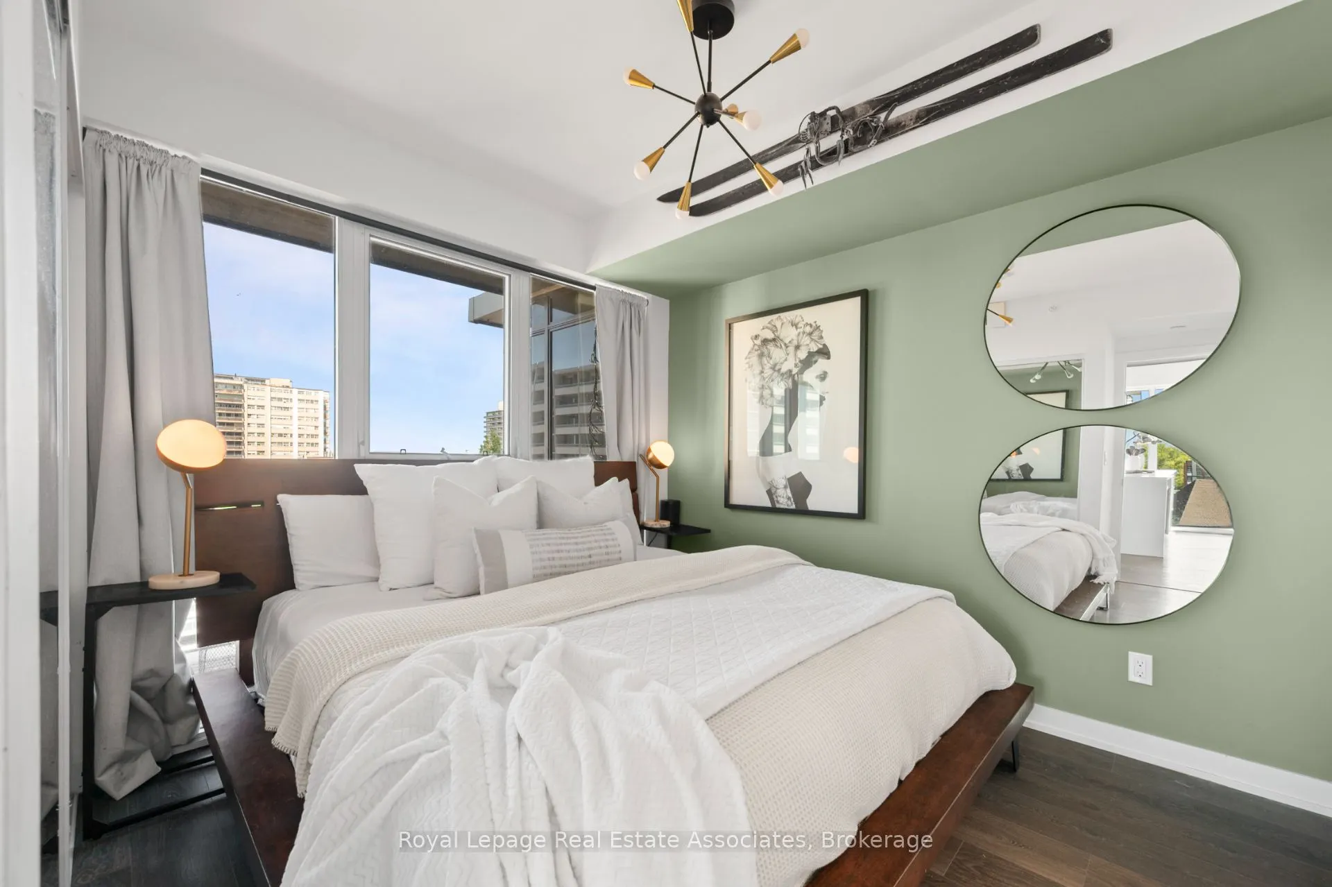 370 Martha Street, #602