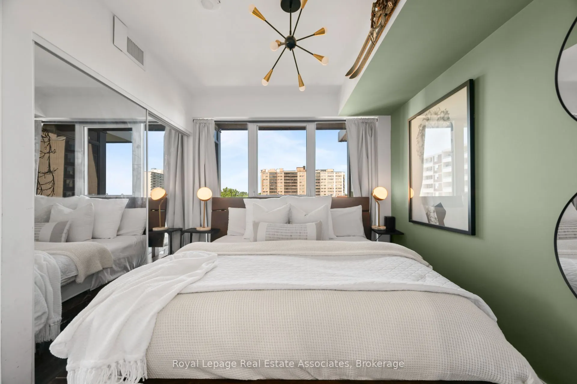 370 Martha Street, #602