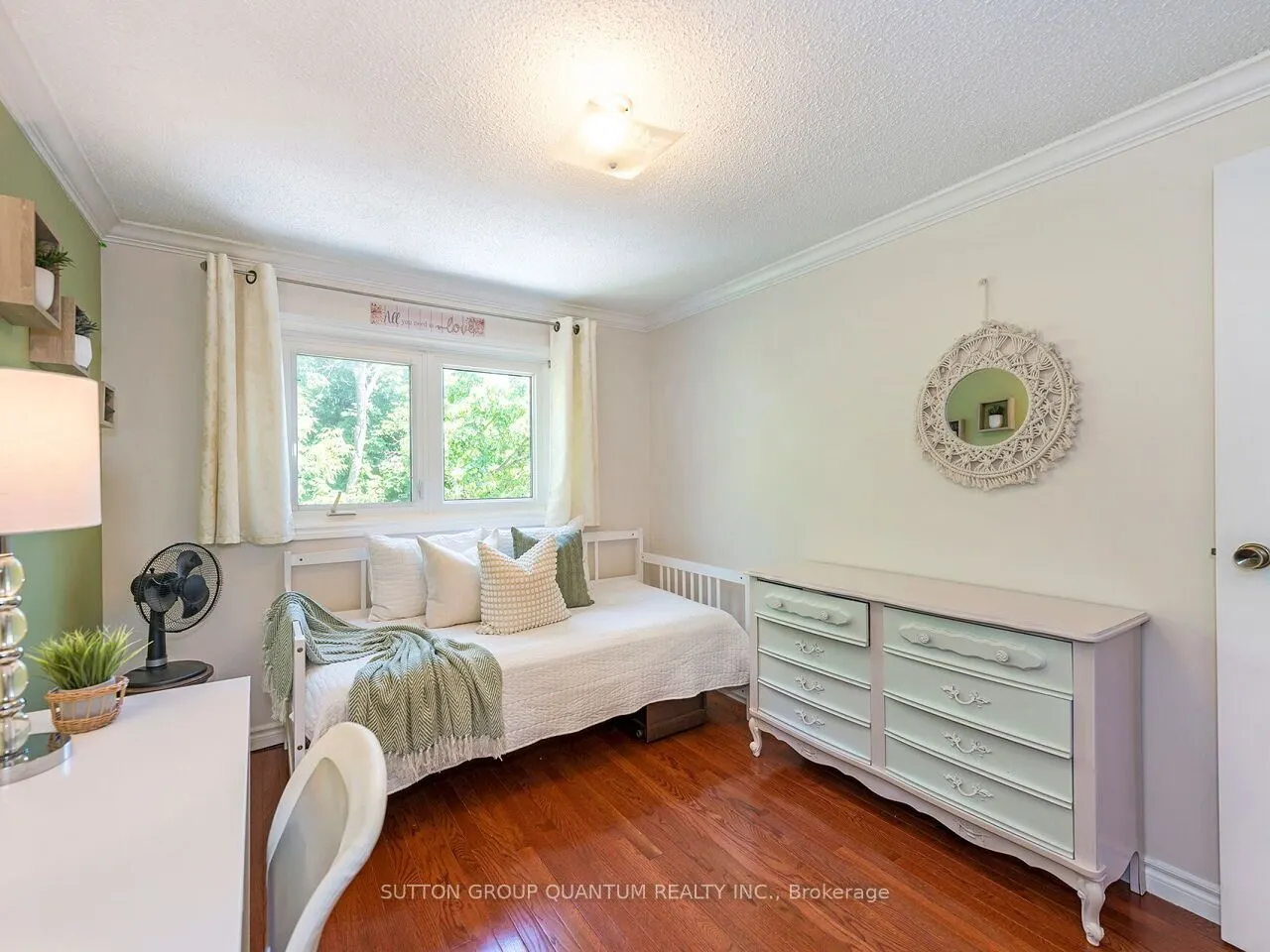 4235 Sawmill Valley Drive