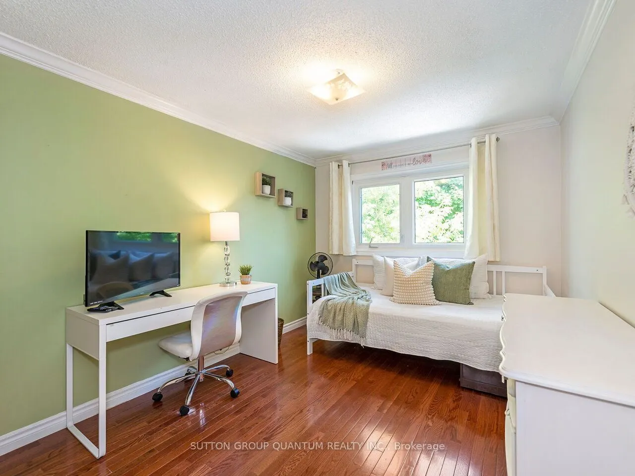 4235 Sawmill Valley Drive