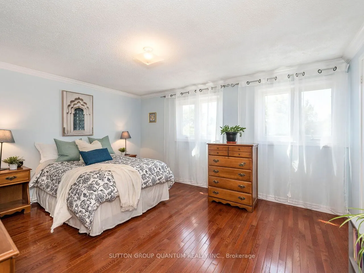 4235 Sawmill Valley Drive