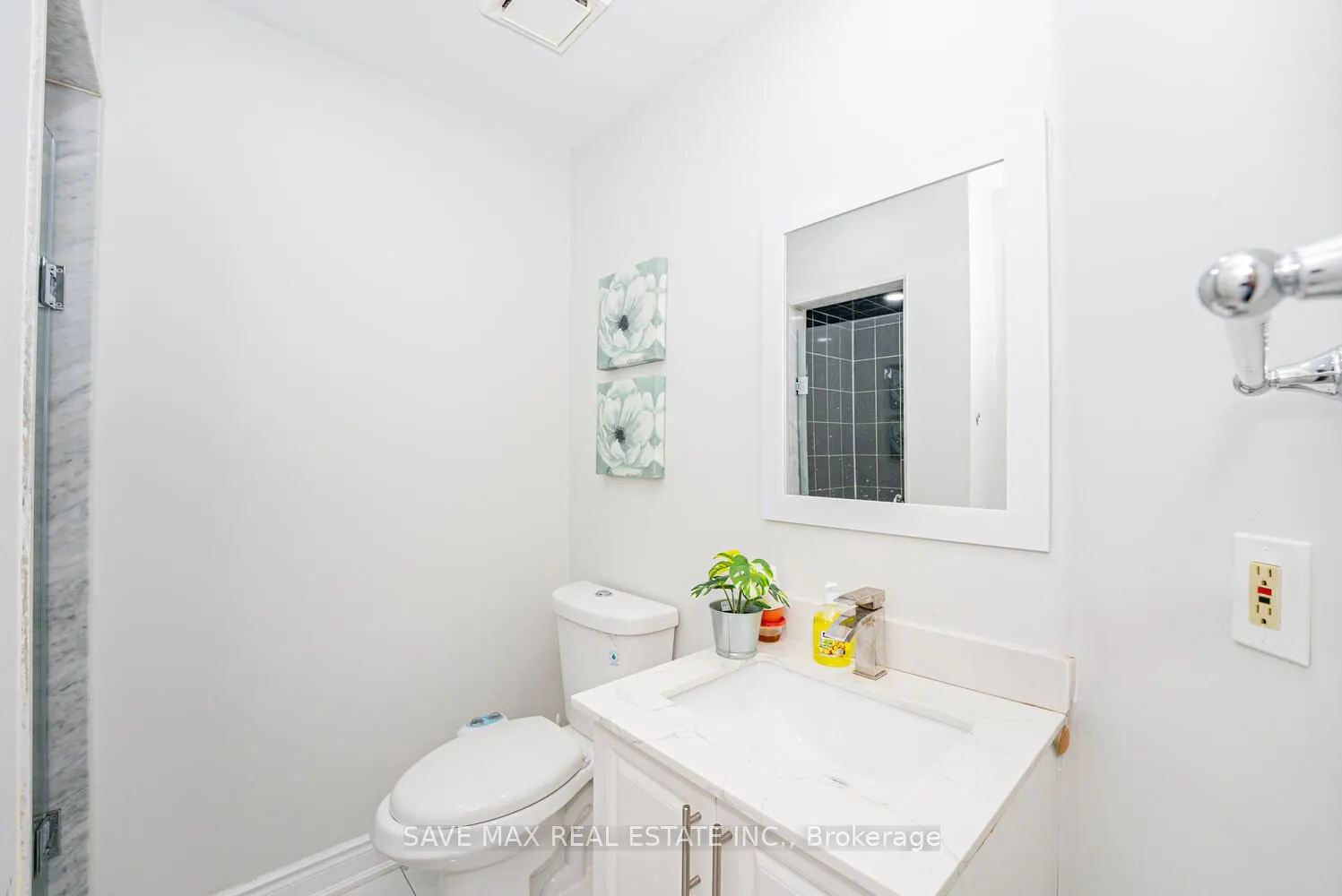 92 Cedarwood Crescent