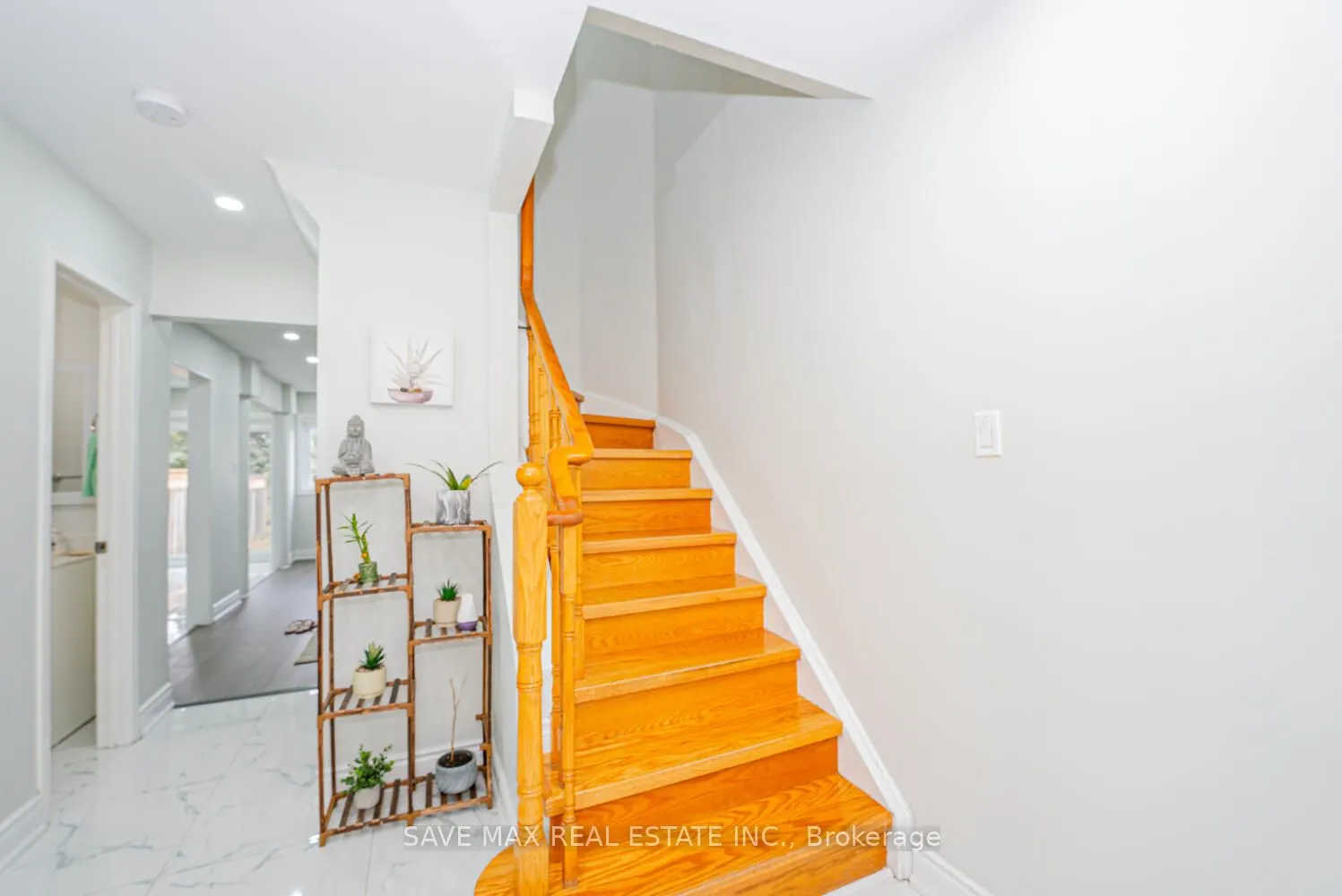 92 Cedarwood Crescent