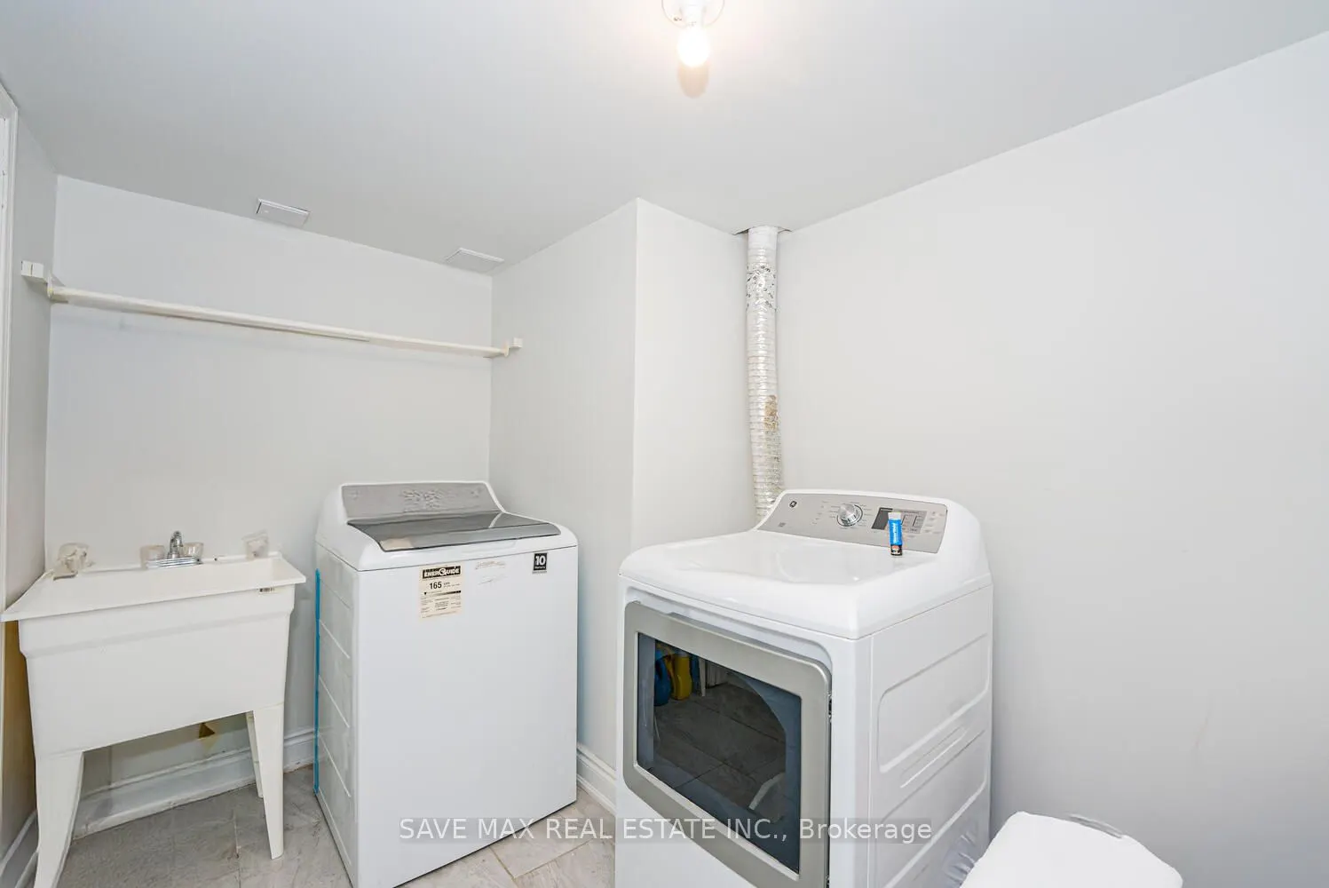 92 Cedarwood Crescent