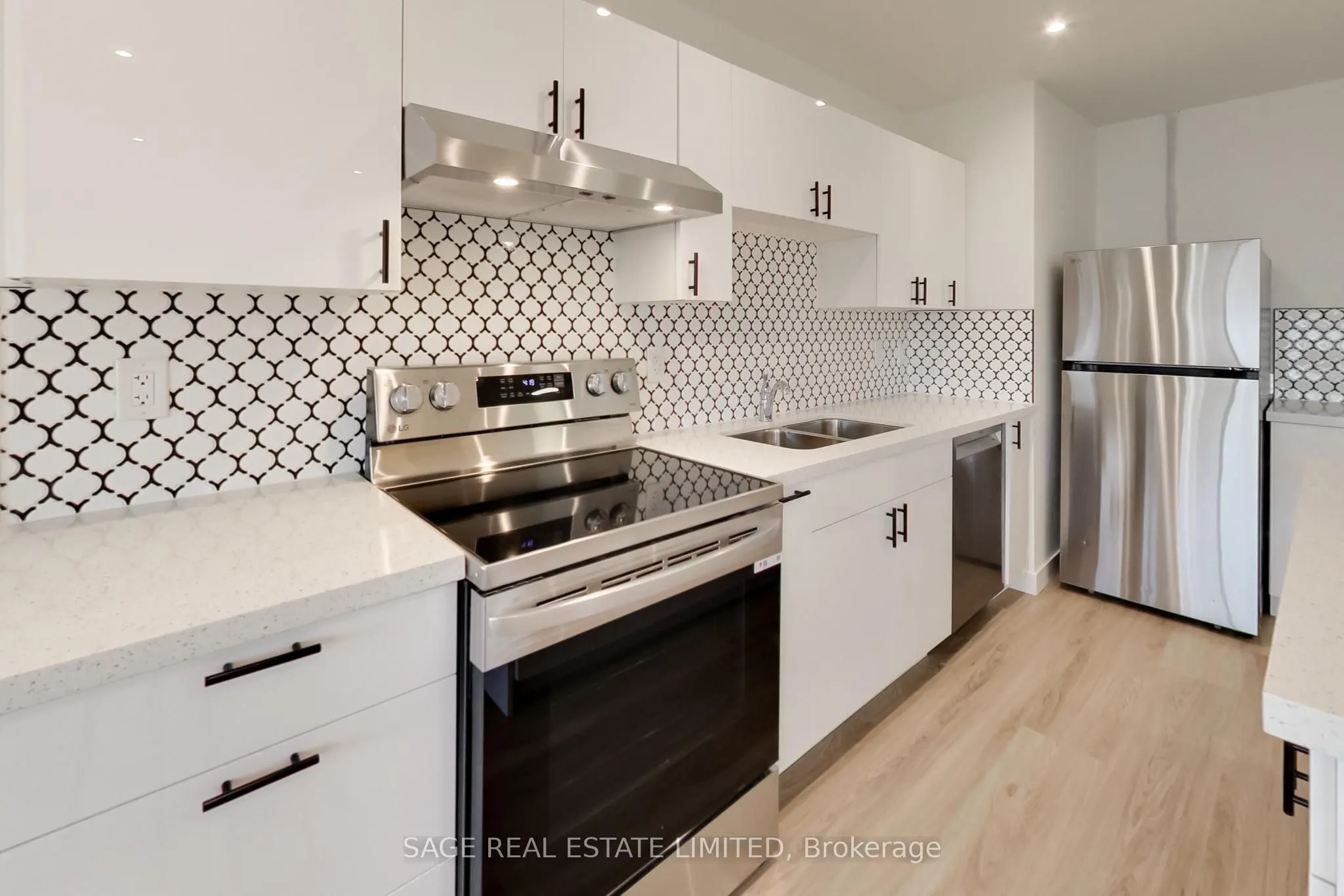 2961 Dufferin Street, #502