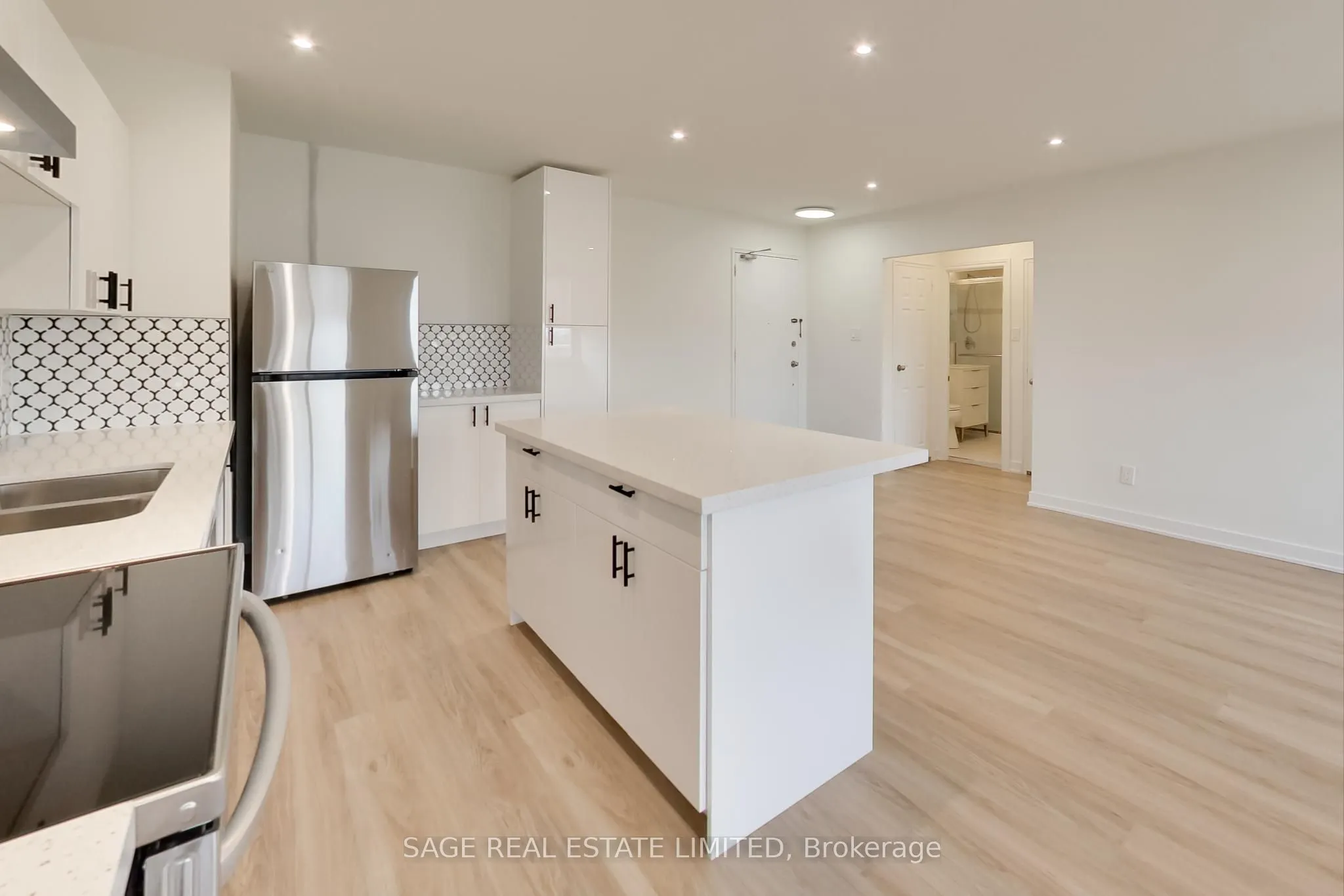 2961 Dufferin Street, #502
