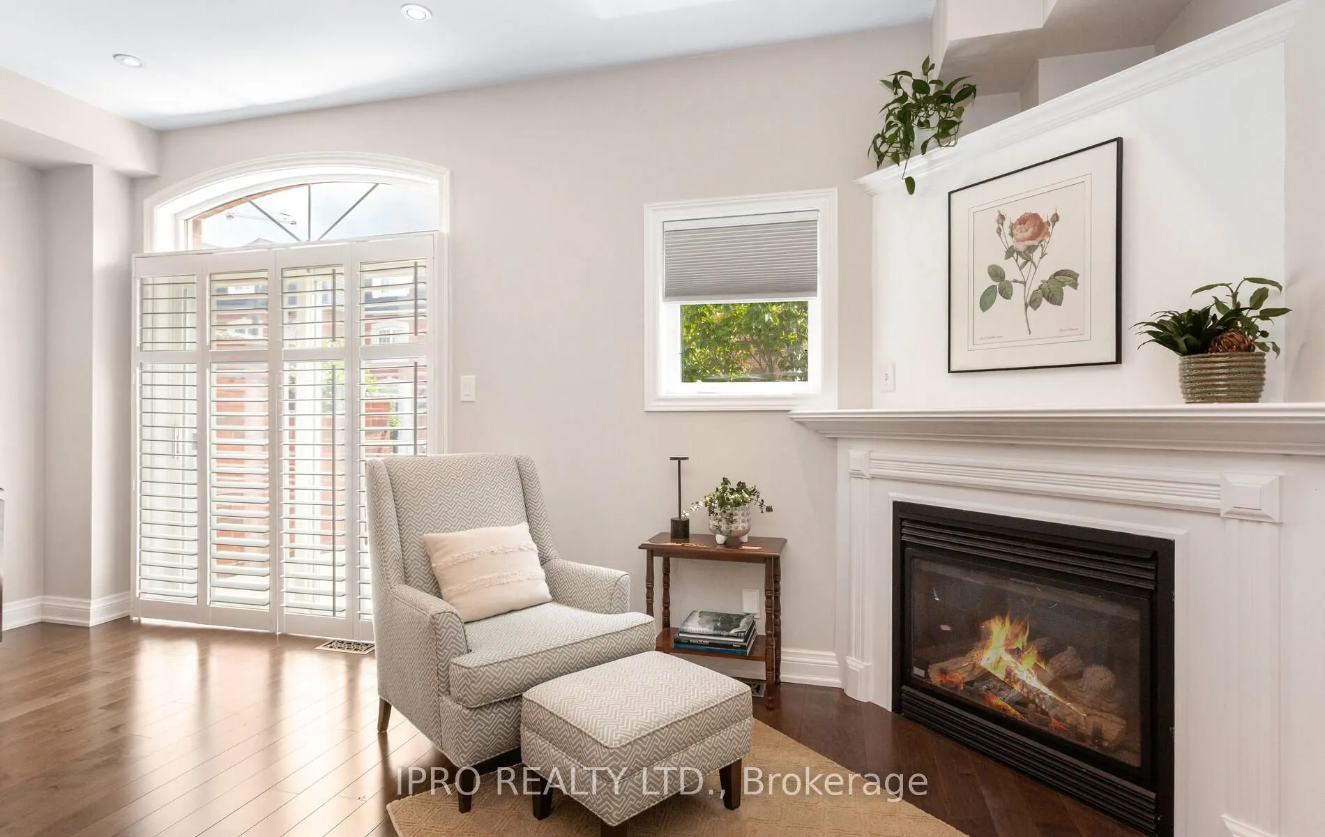 11B James Street