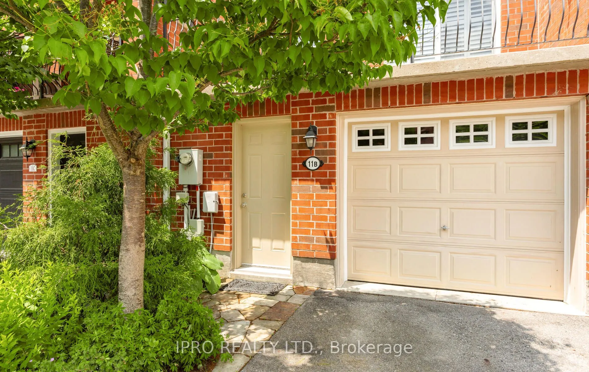 11B James Street