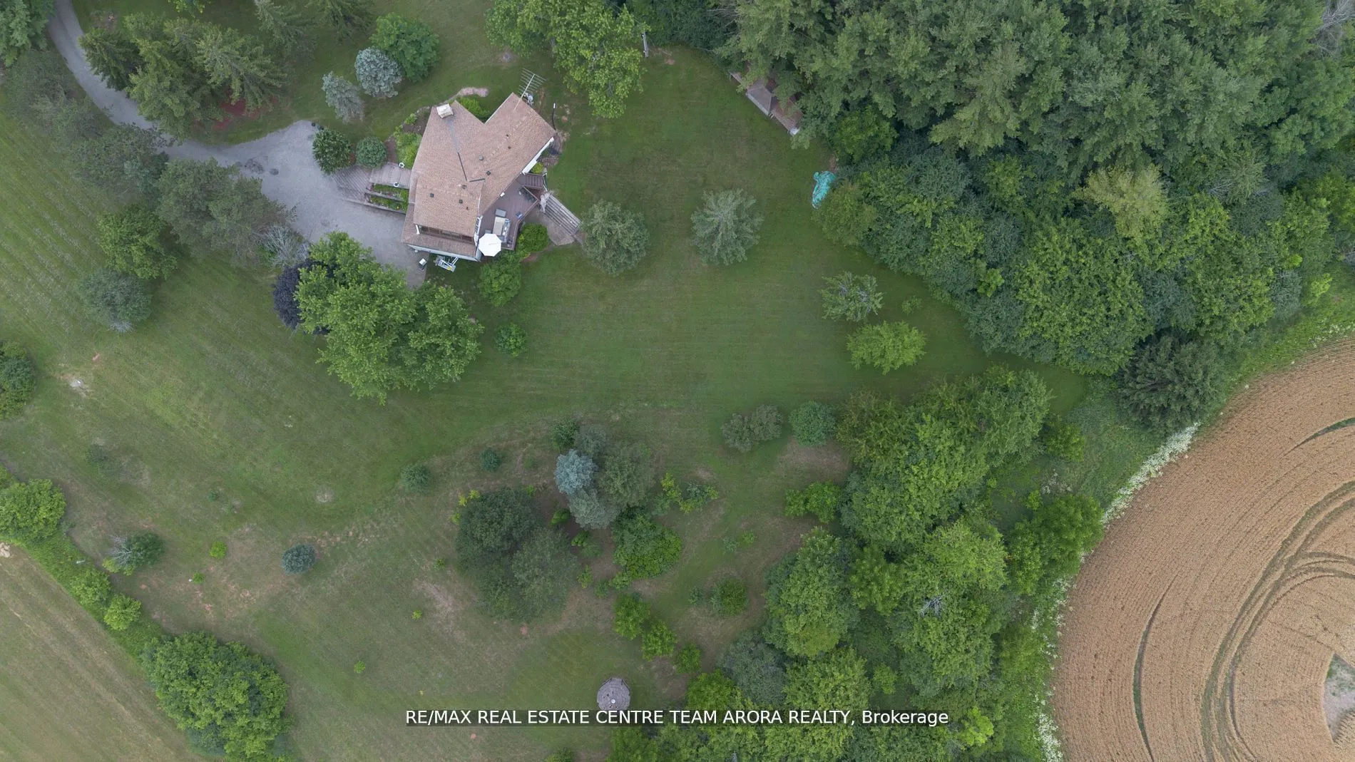 10799 15 Side Road
