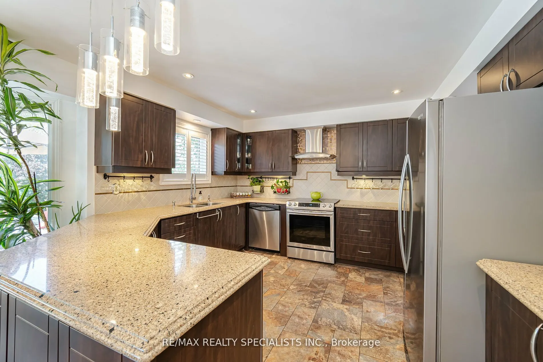 6576 Miller's Grove