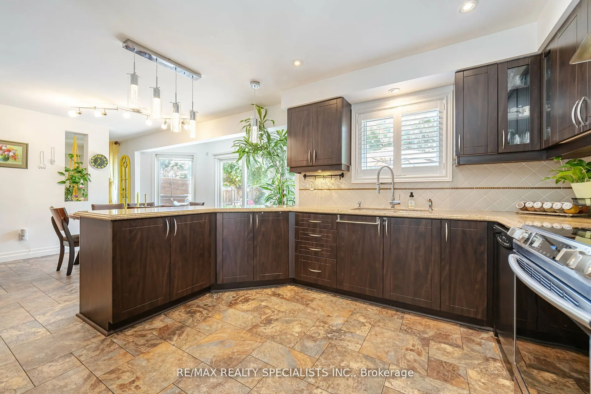 6576 Miller's Grove