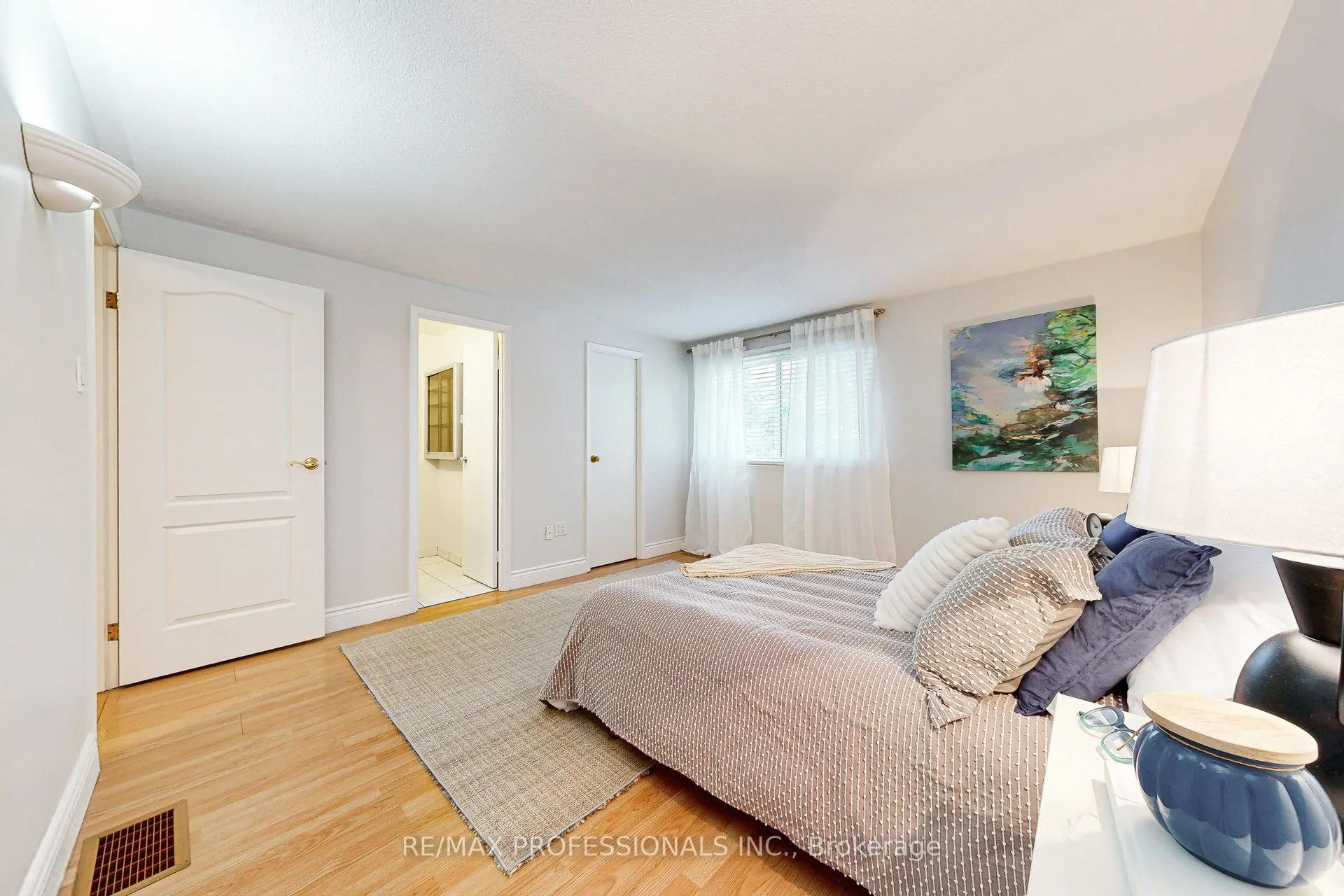 1485 Gulleden Drive, #13