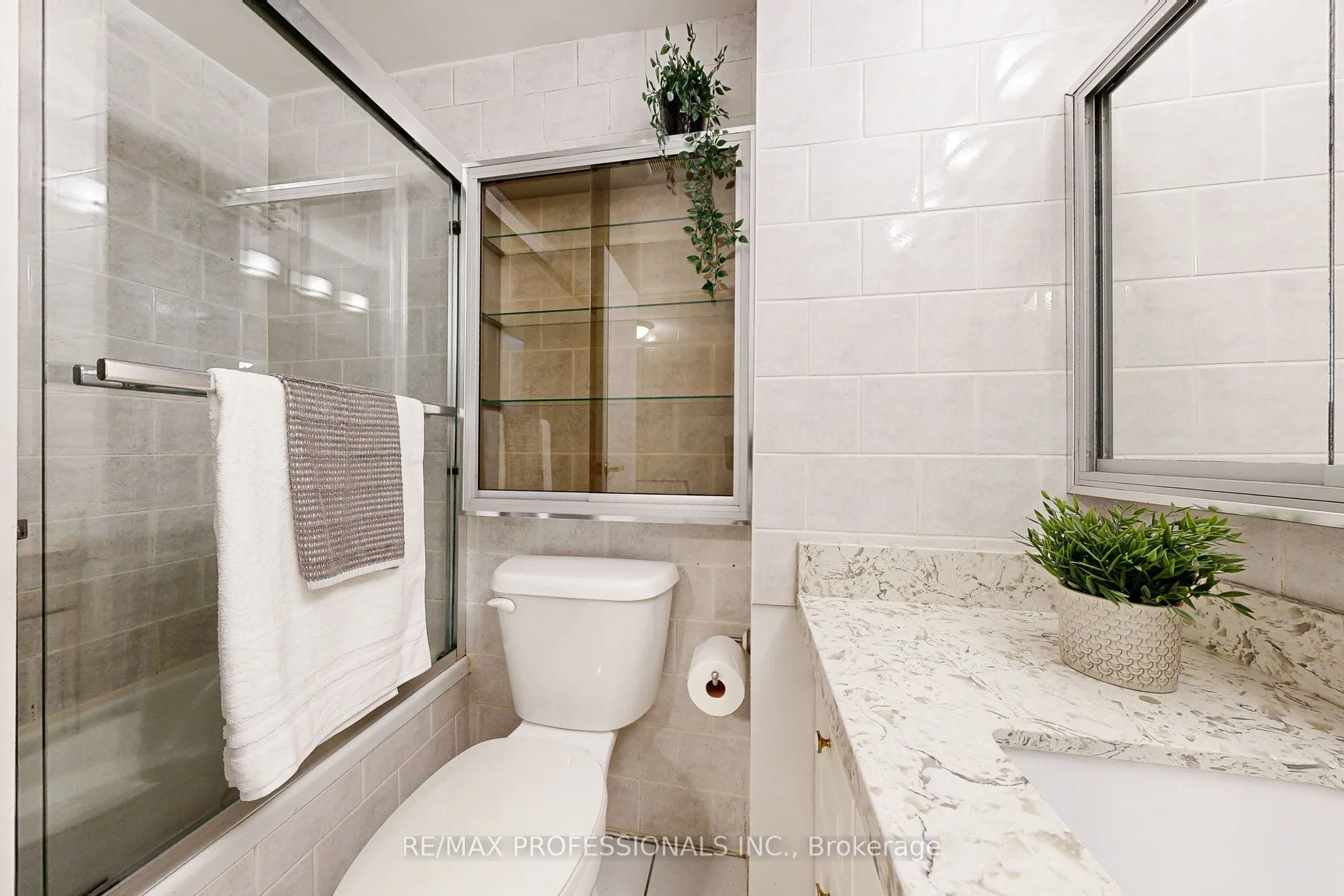 1485 Gulleden Drive, #13