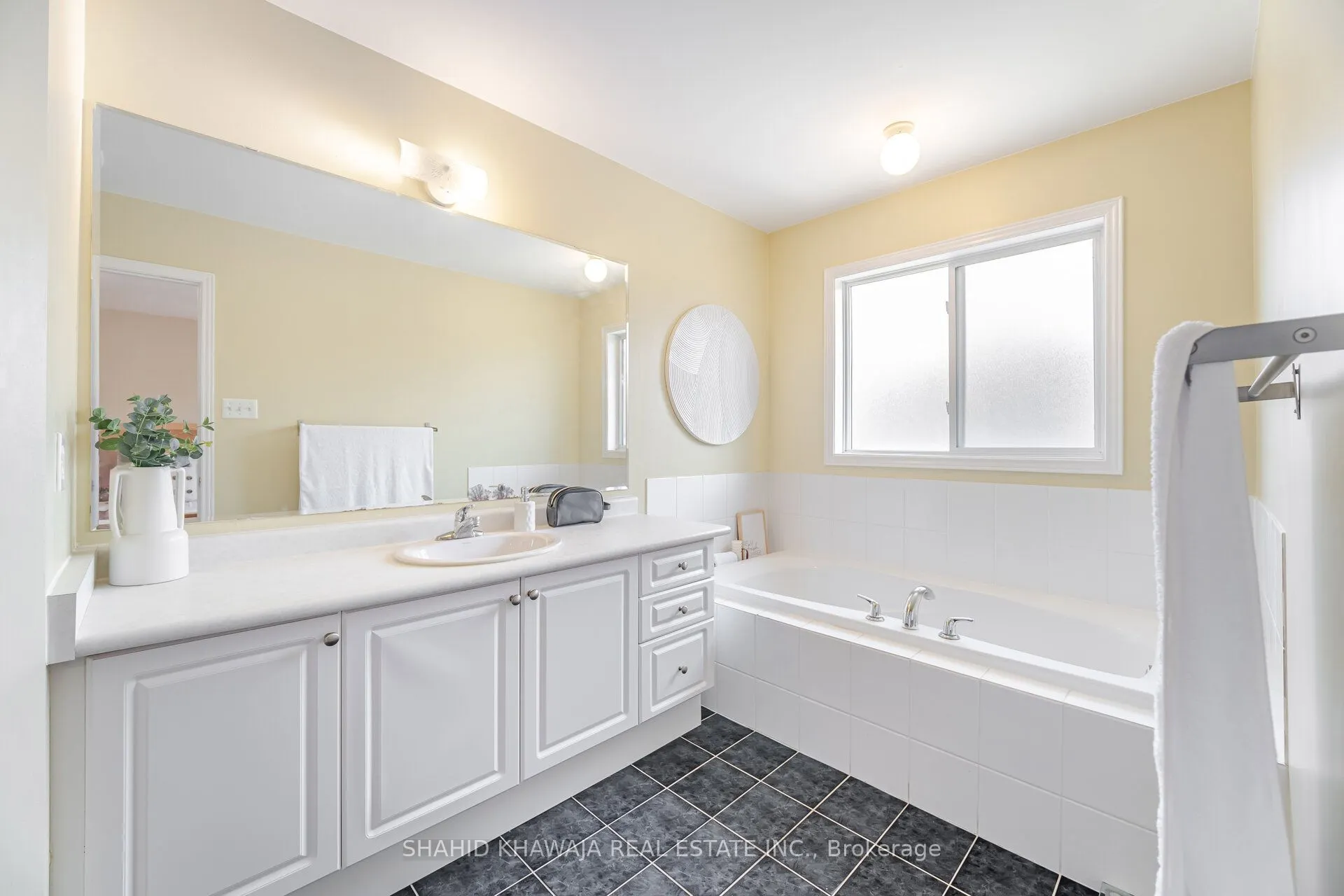 3973 Quiet Creek Drive