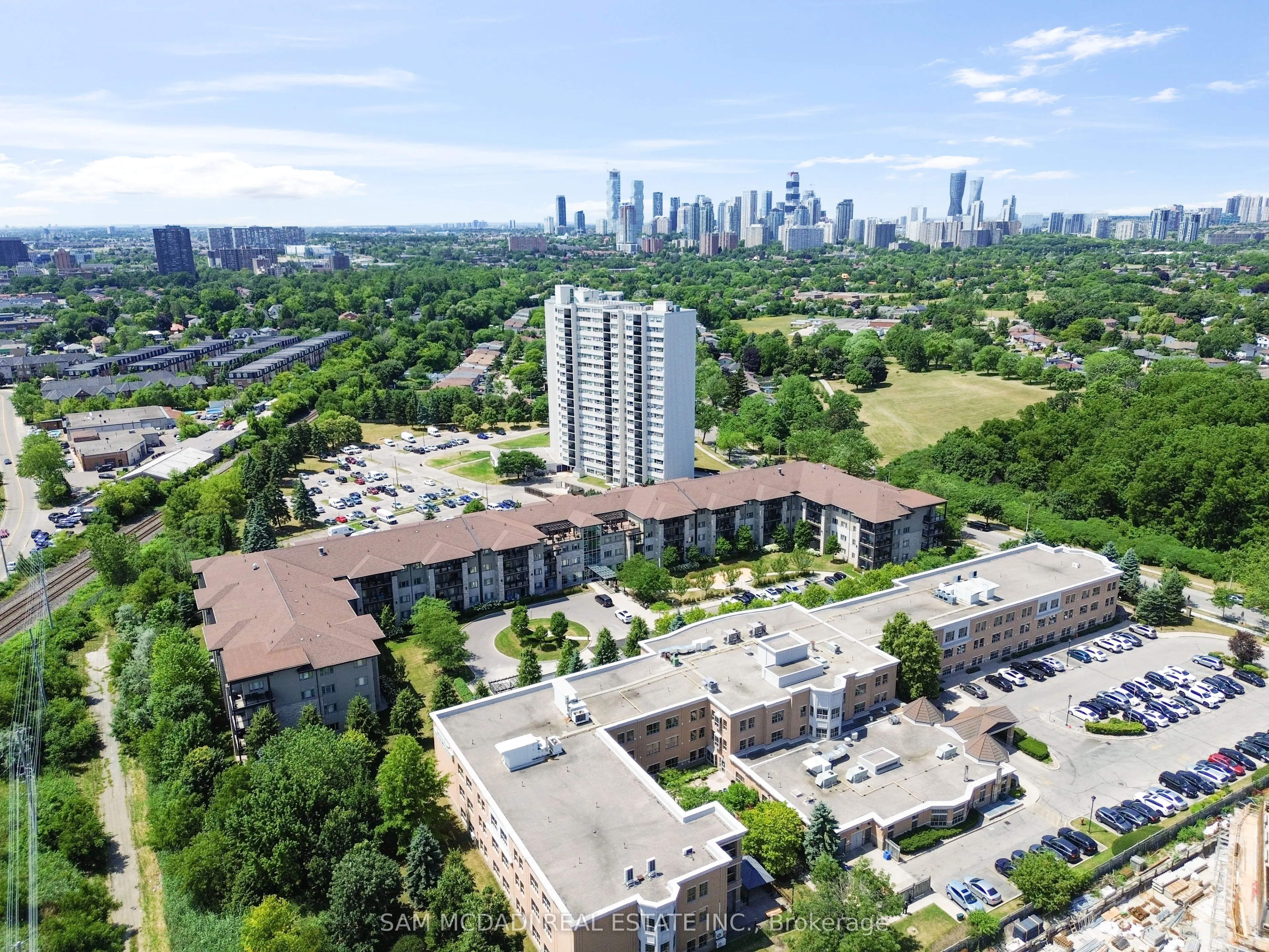 570 Lolita Gardens, #131