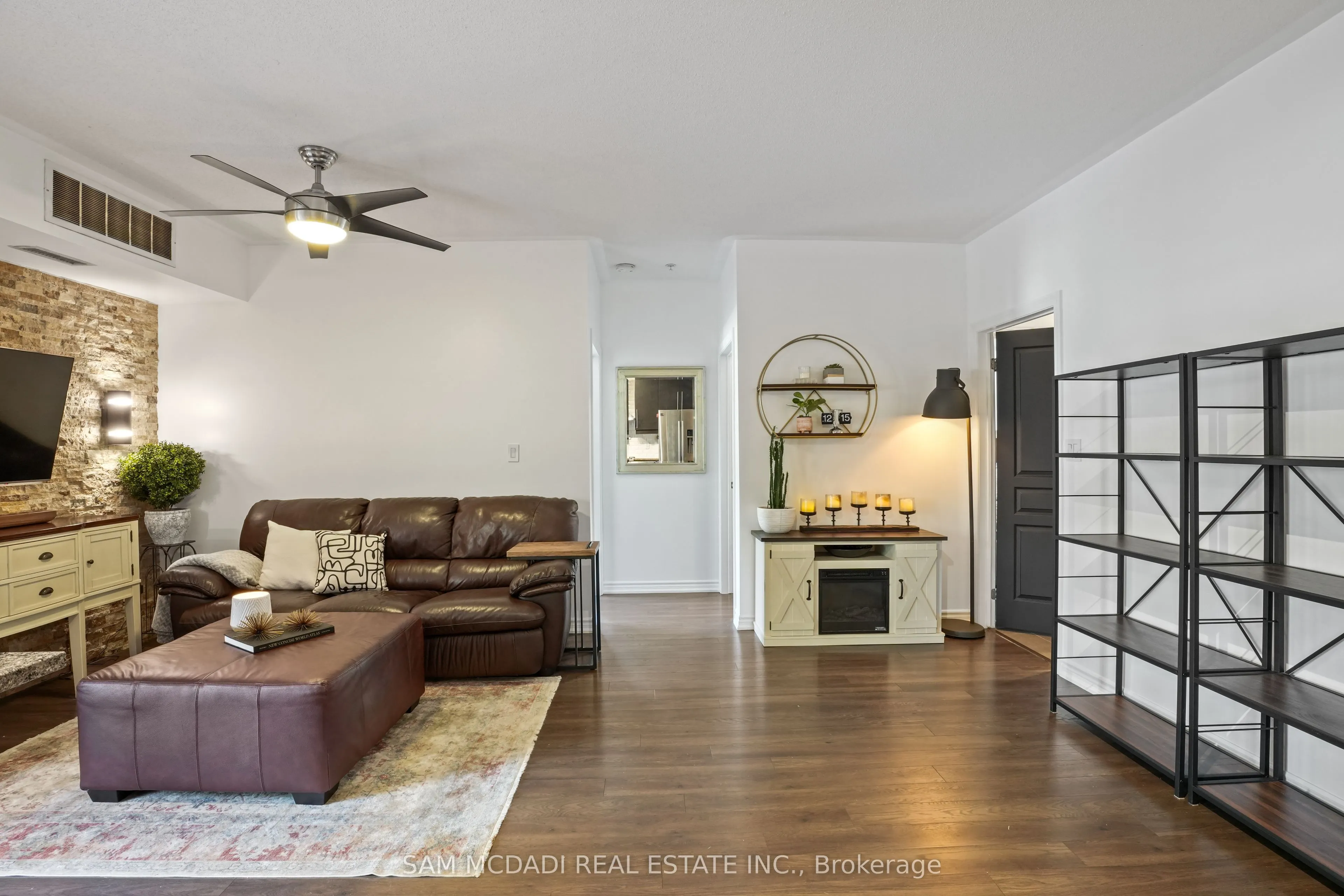 570 Lolita Gardens, #131