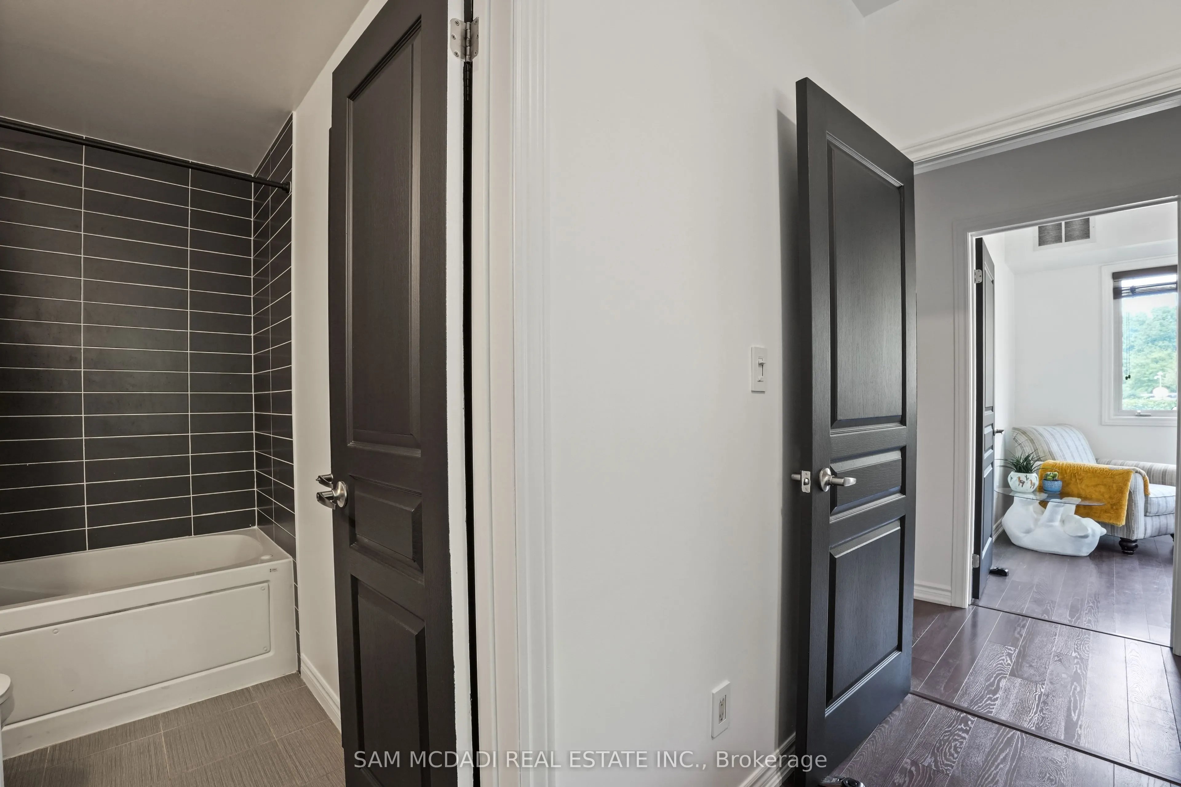 570 Lolita Gardens, #131