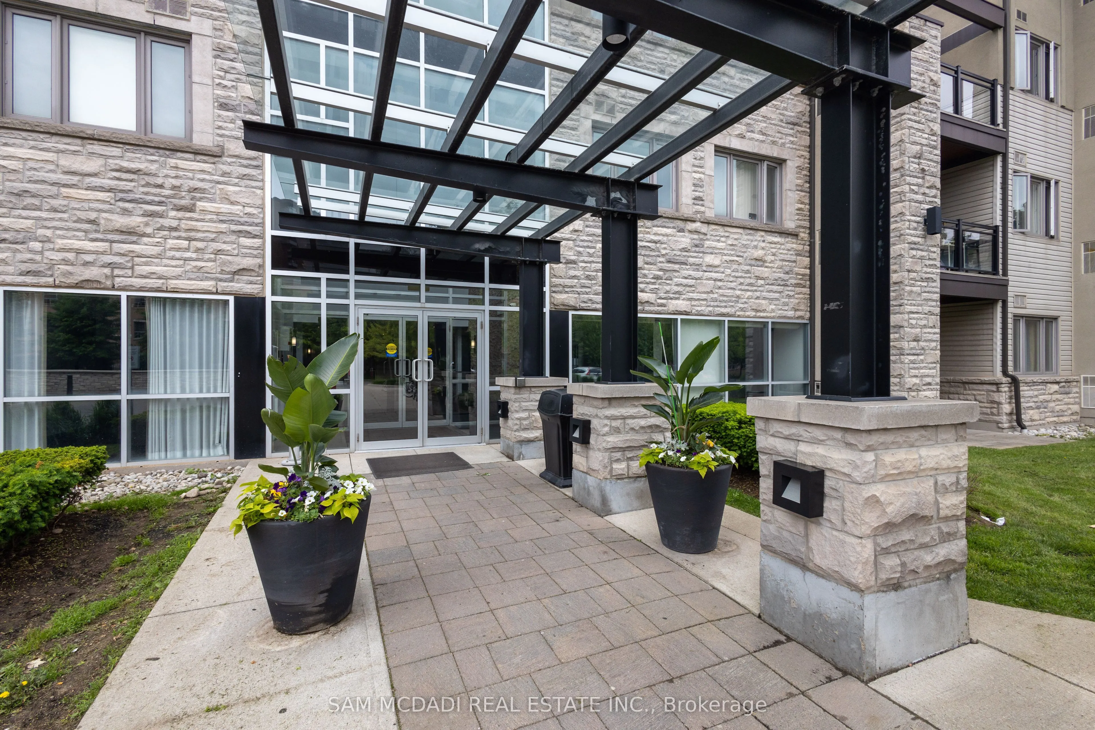 570 Lolita Gardens, #131