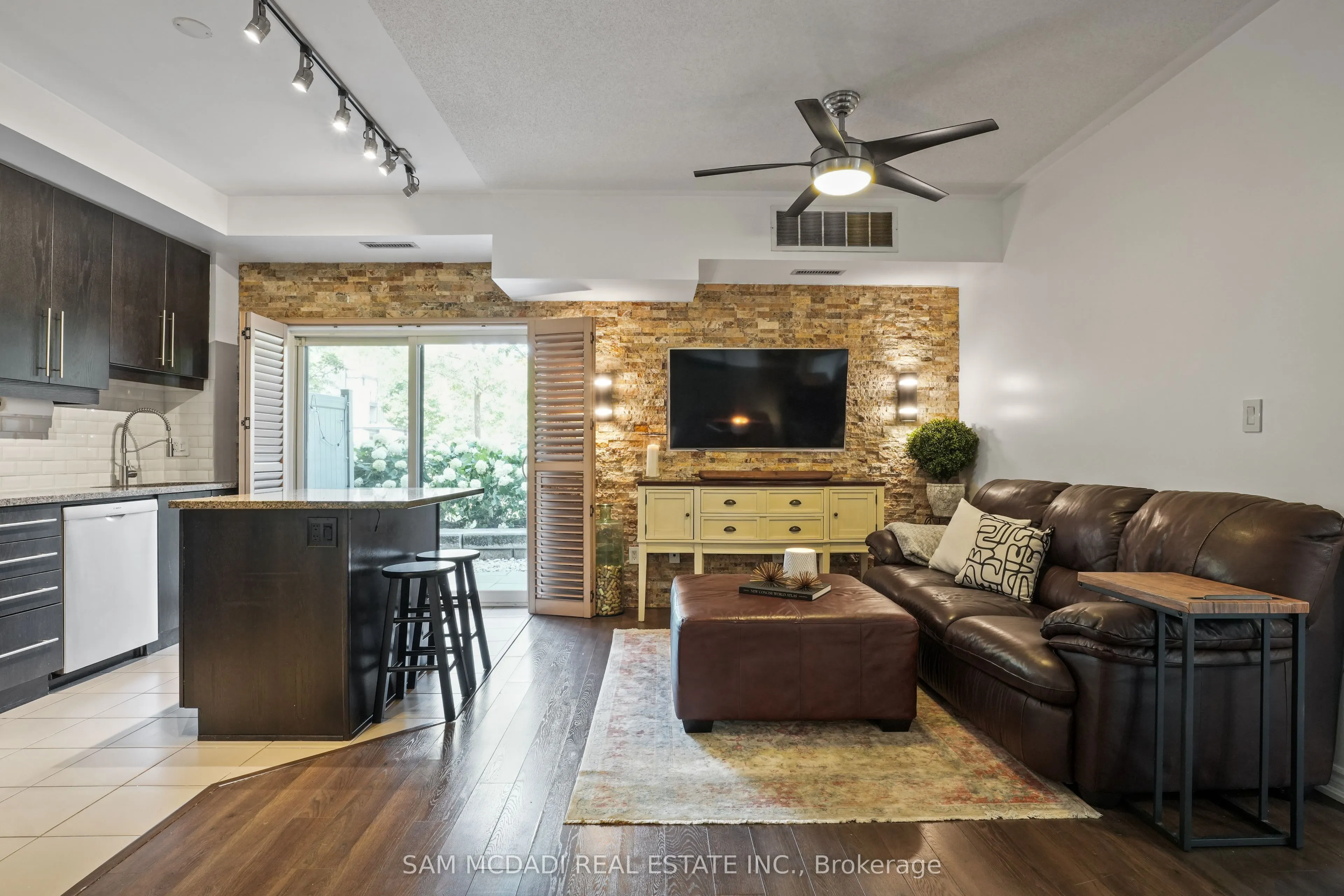 570 Lolita Gardens, #131