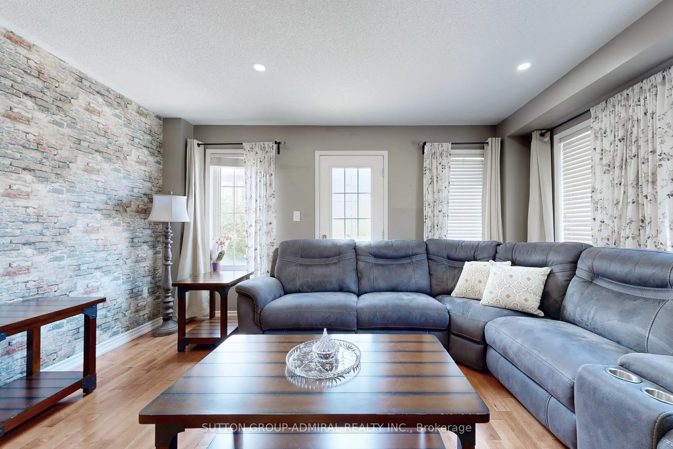 50 Jim Baird Mews