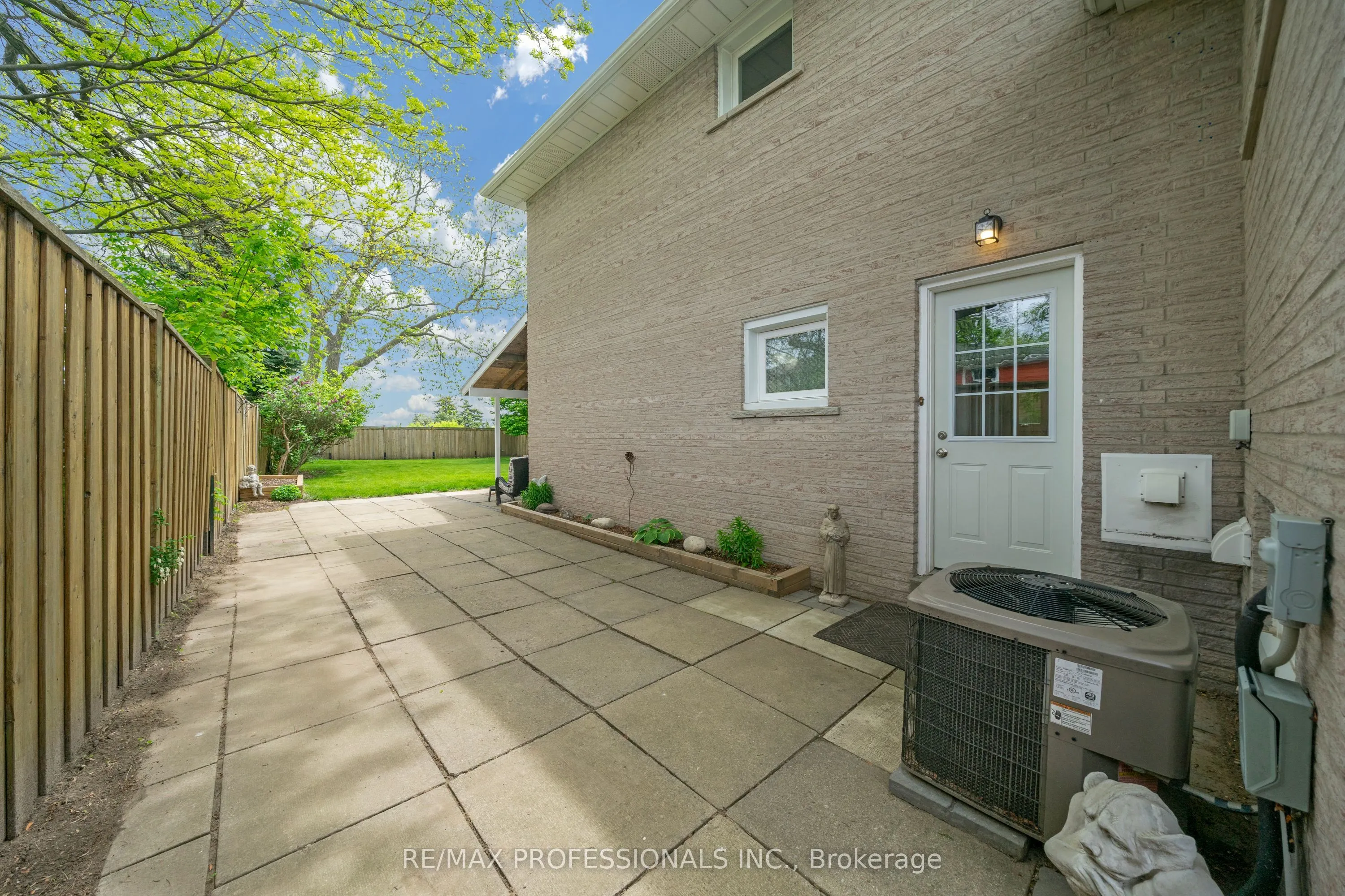 3561 Haven Glenn