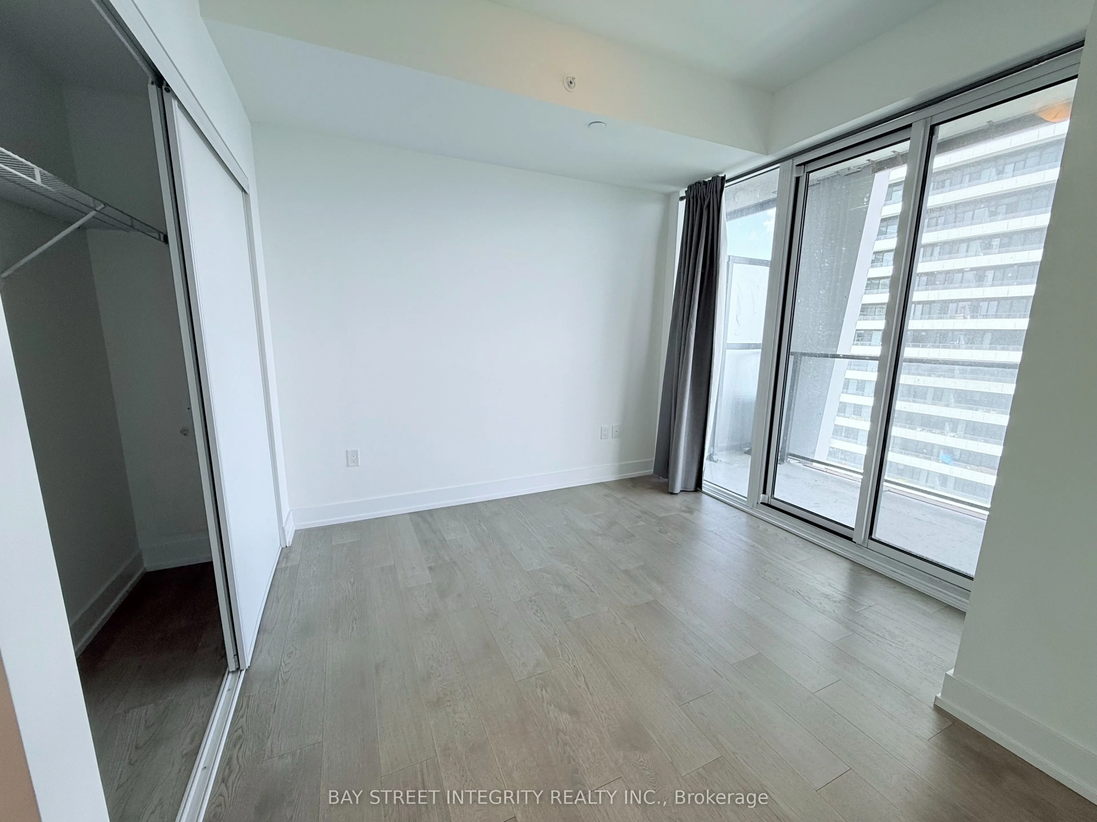 30 Shore Breeze Drive, #2418