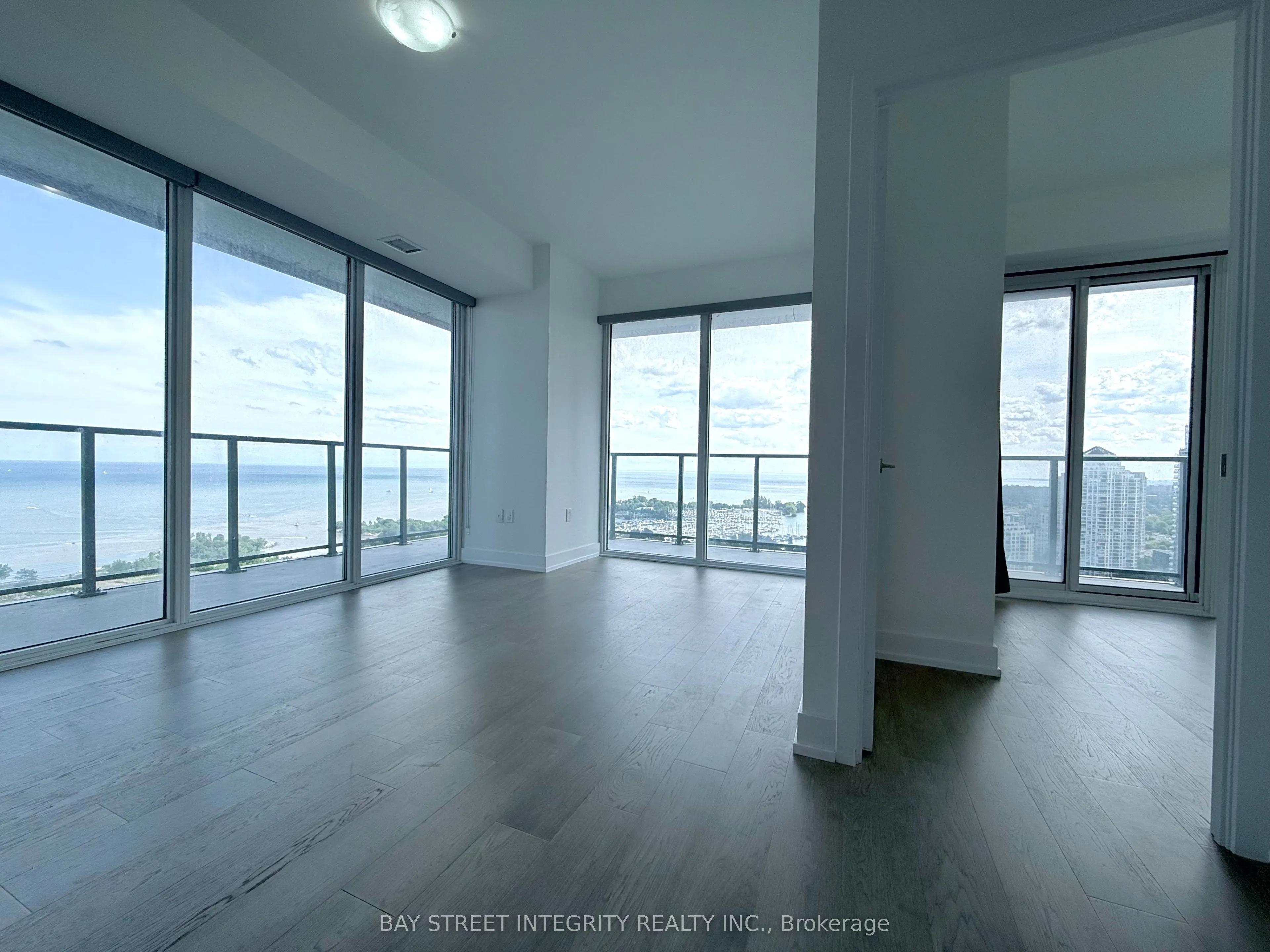 30 Shore Breeze Drive, #2418