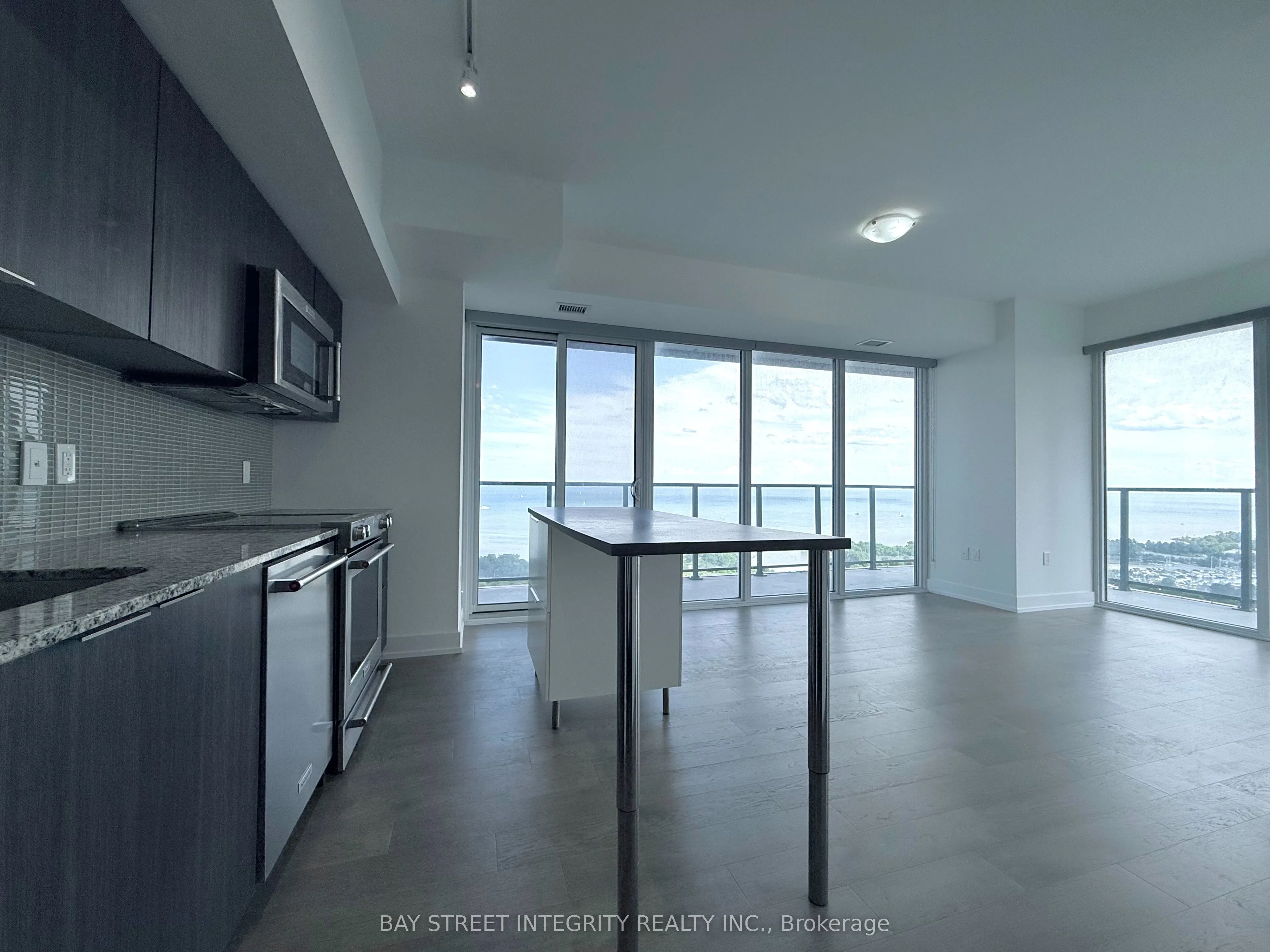30 Shore Breeze Drive, #2418