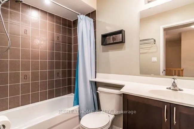 2468 Post Road, #15